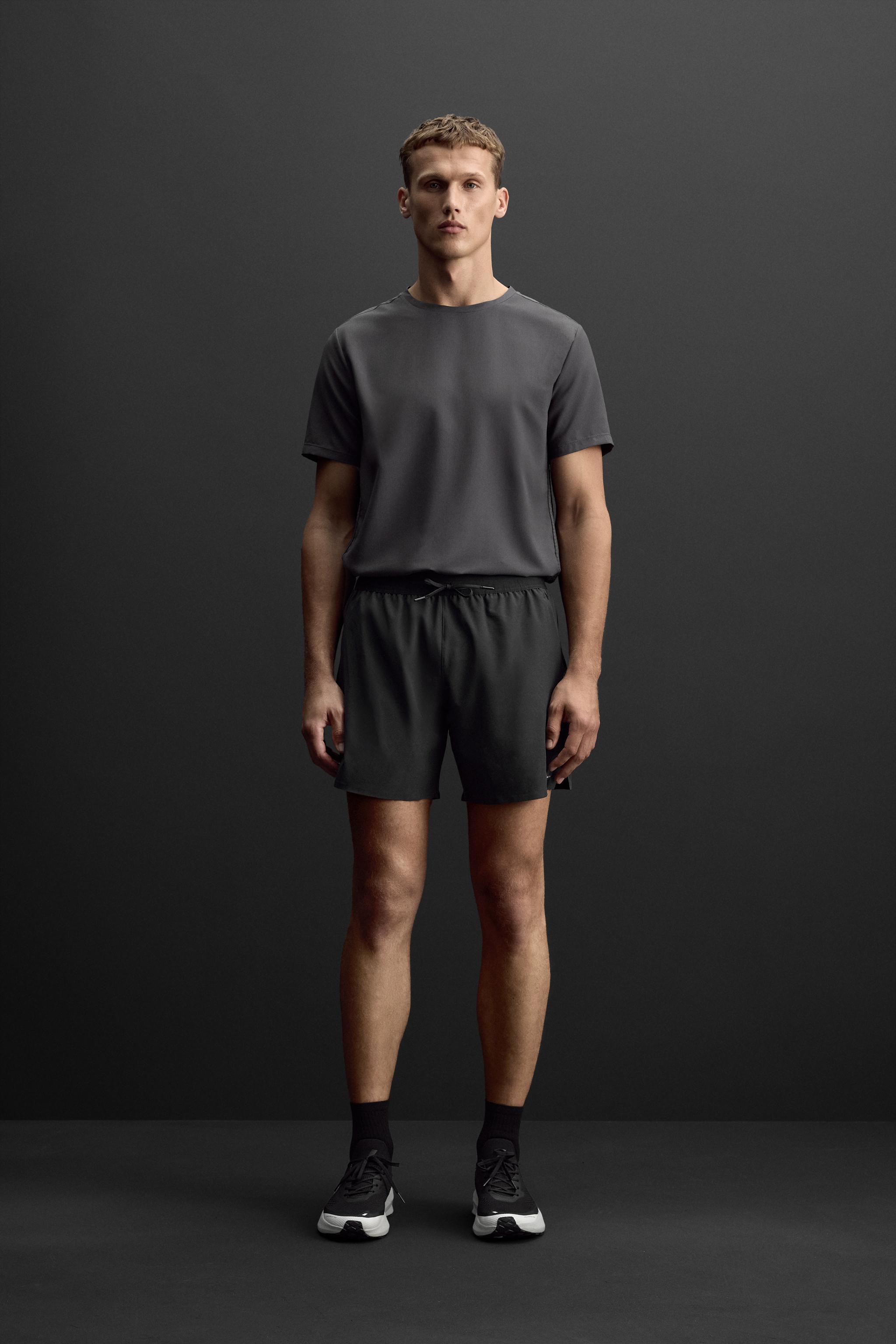 BASIC WORKOUT SHORTS Product Image