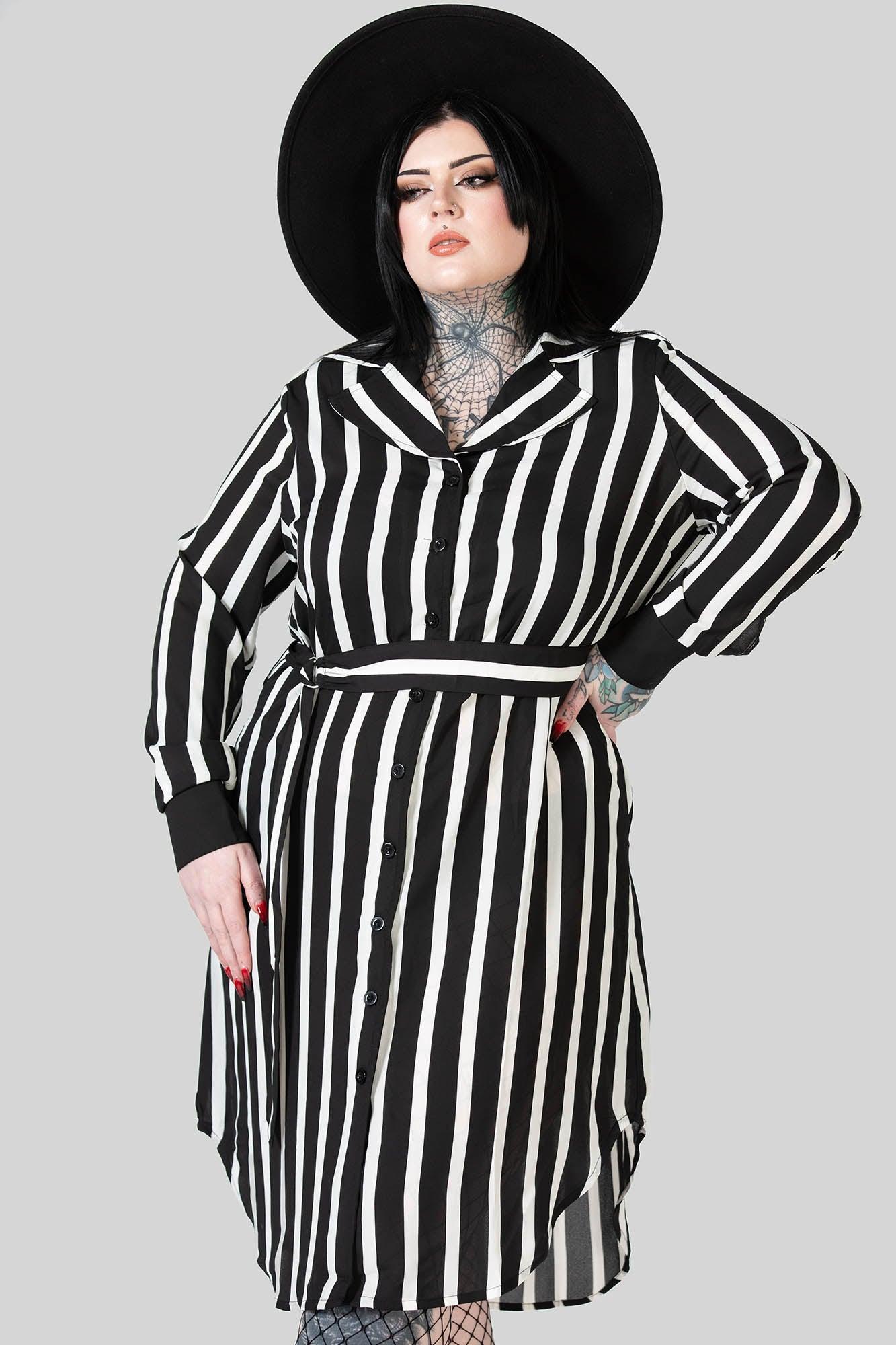 Zita's Ruins Shirt Dress [PLUS] Female Product Image