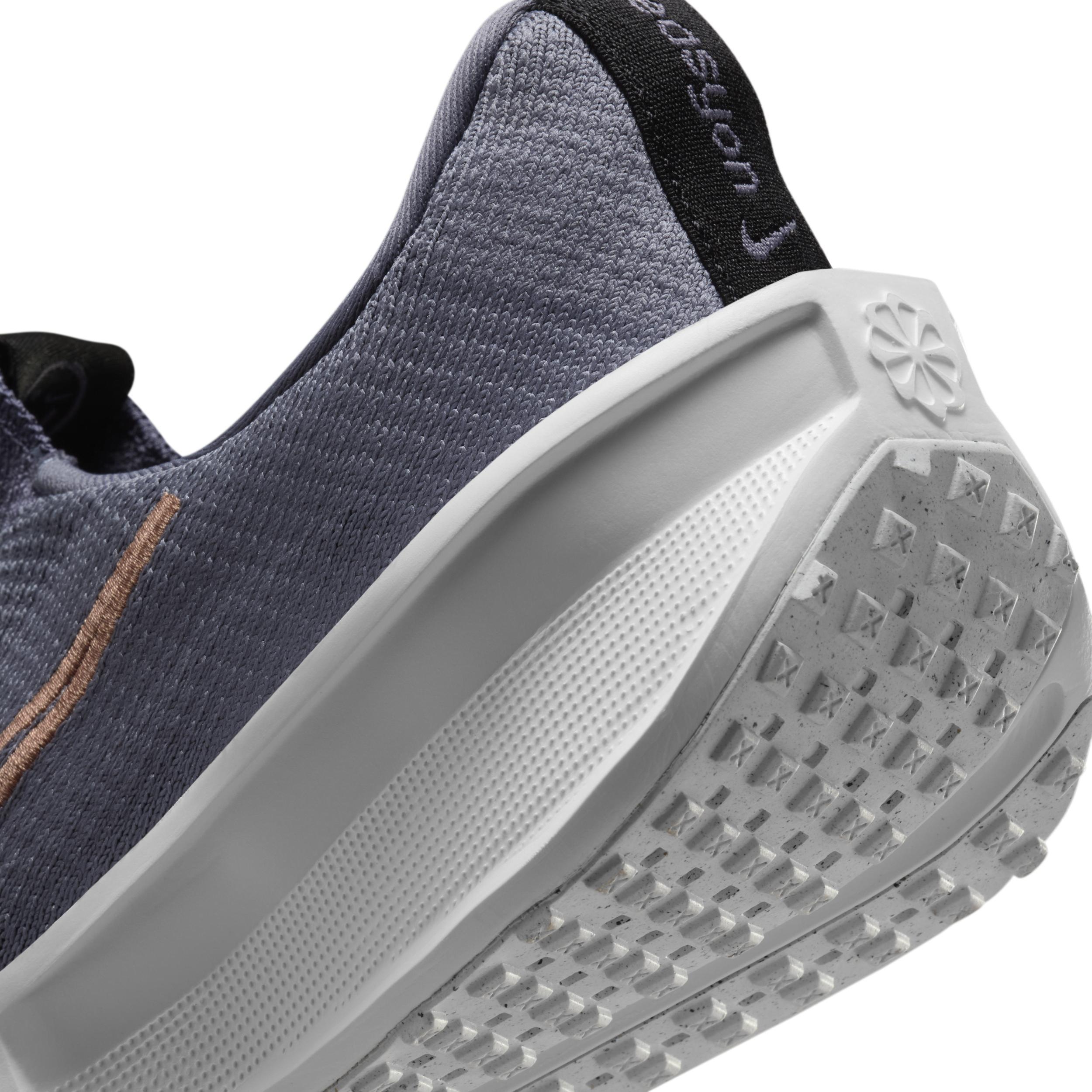 Nike Womens Interact Run EasyOn Road Running Shoes Product Image