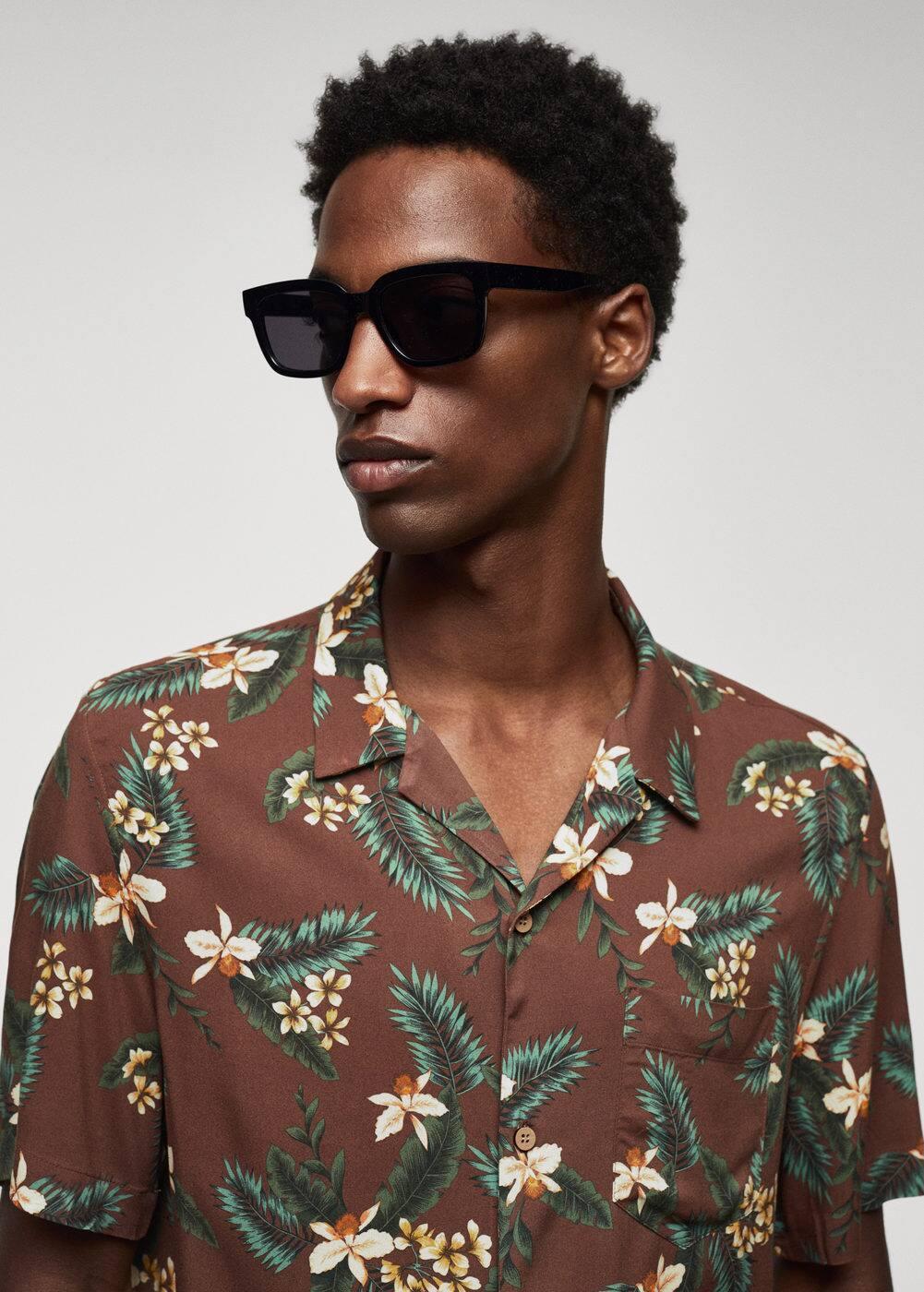 MANGO MAN - Regular-fit Hawaiian-print shirt maroonMen Product Image