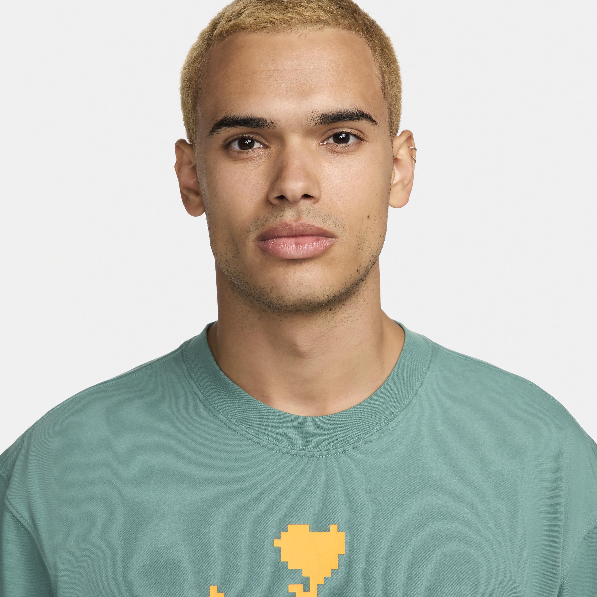 Nike Men's Max90 Soccer T-Shirt Product Image