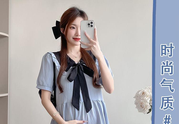 Maternity Short Sleeve Collared Two Tone Bowknot Midi A-Line Dress Product Image