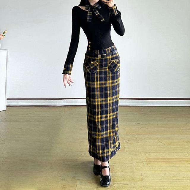 Long-Sleeve Plain Knit Top / High Rise Plaid Pencil Skirt Product Image