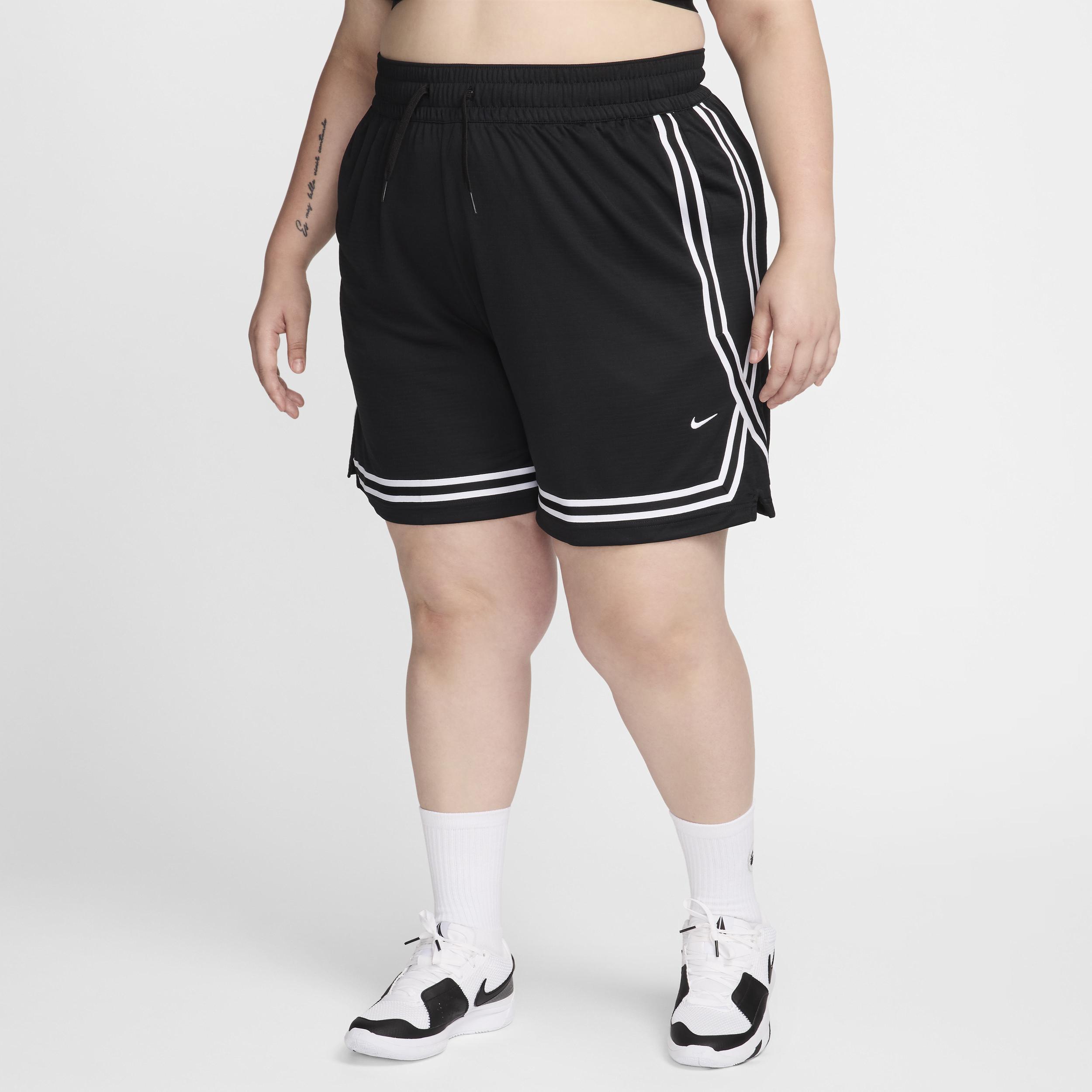 Nike Women's Crossover Dri-FIT 7" Basketball Shorts (Plus Size) Product Image