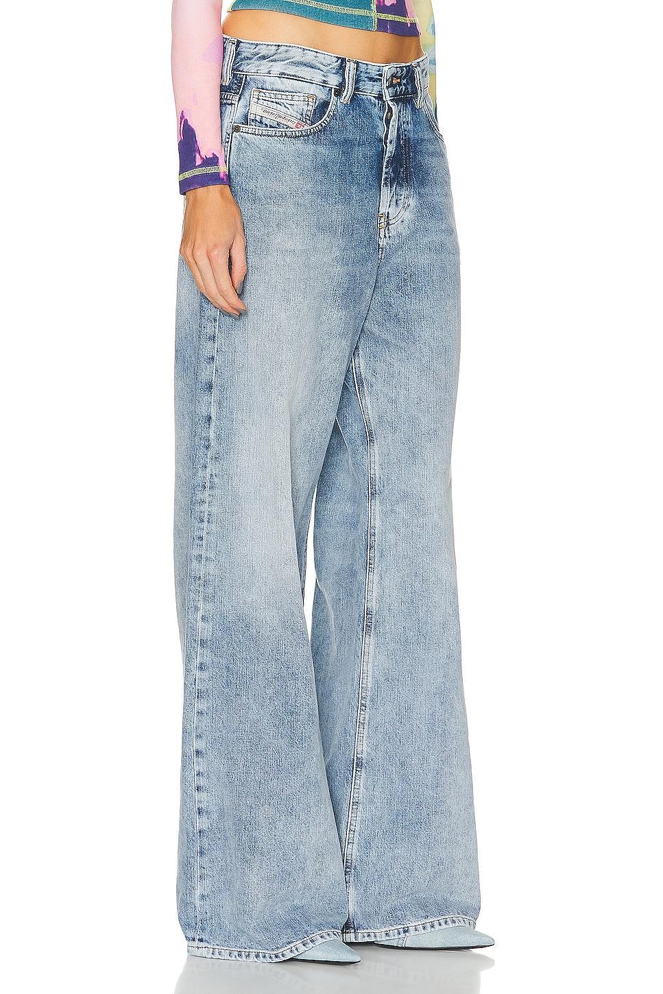 Diesel 1996 Sire Wide Leg in Light Denim - Blue. Size 25 (also in ). Product Image