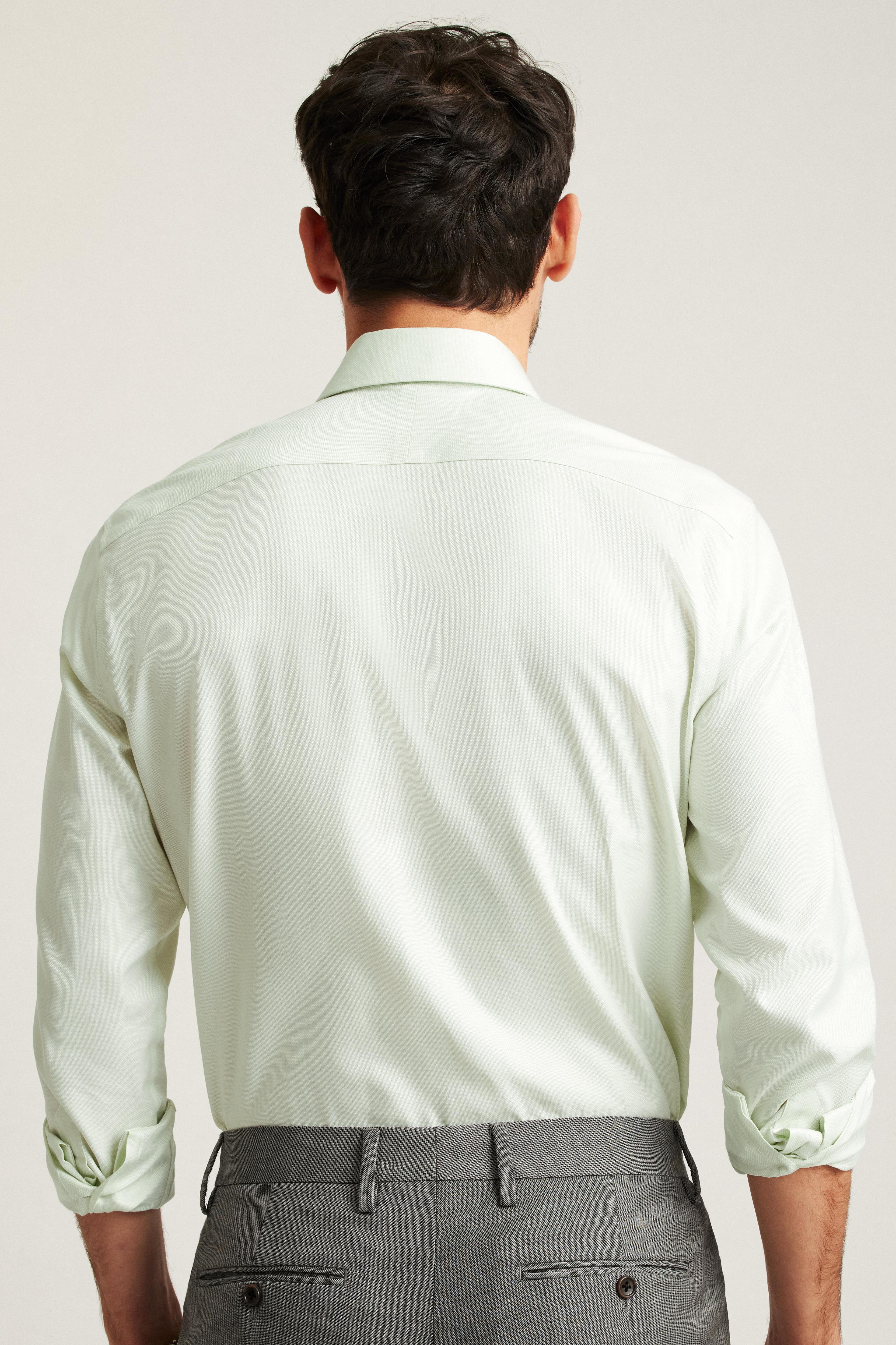 Jetsetter Premium Dress Shirt Product Image