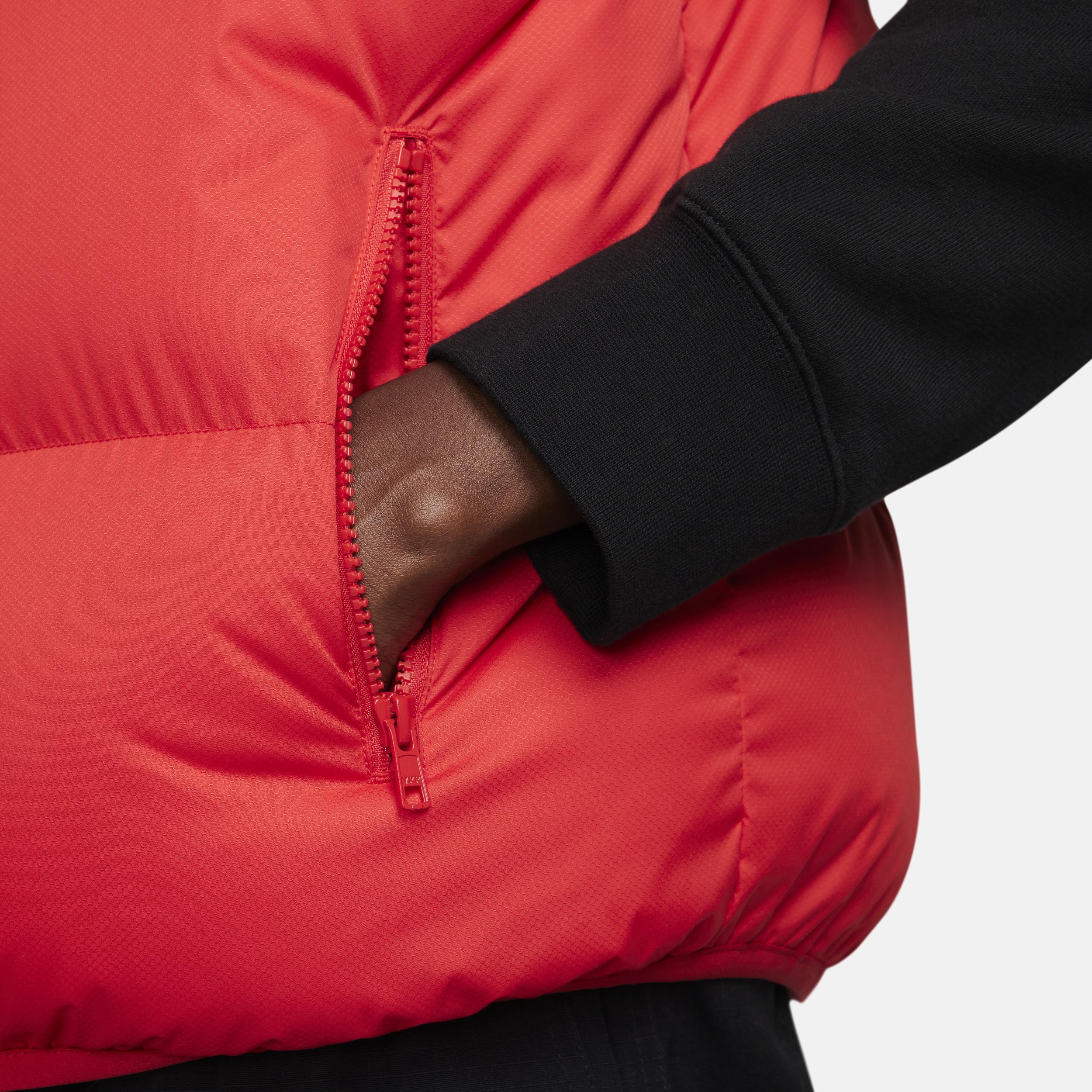 Nike Club puffer vest Product Image