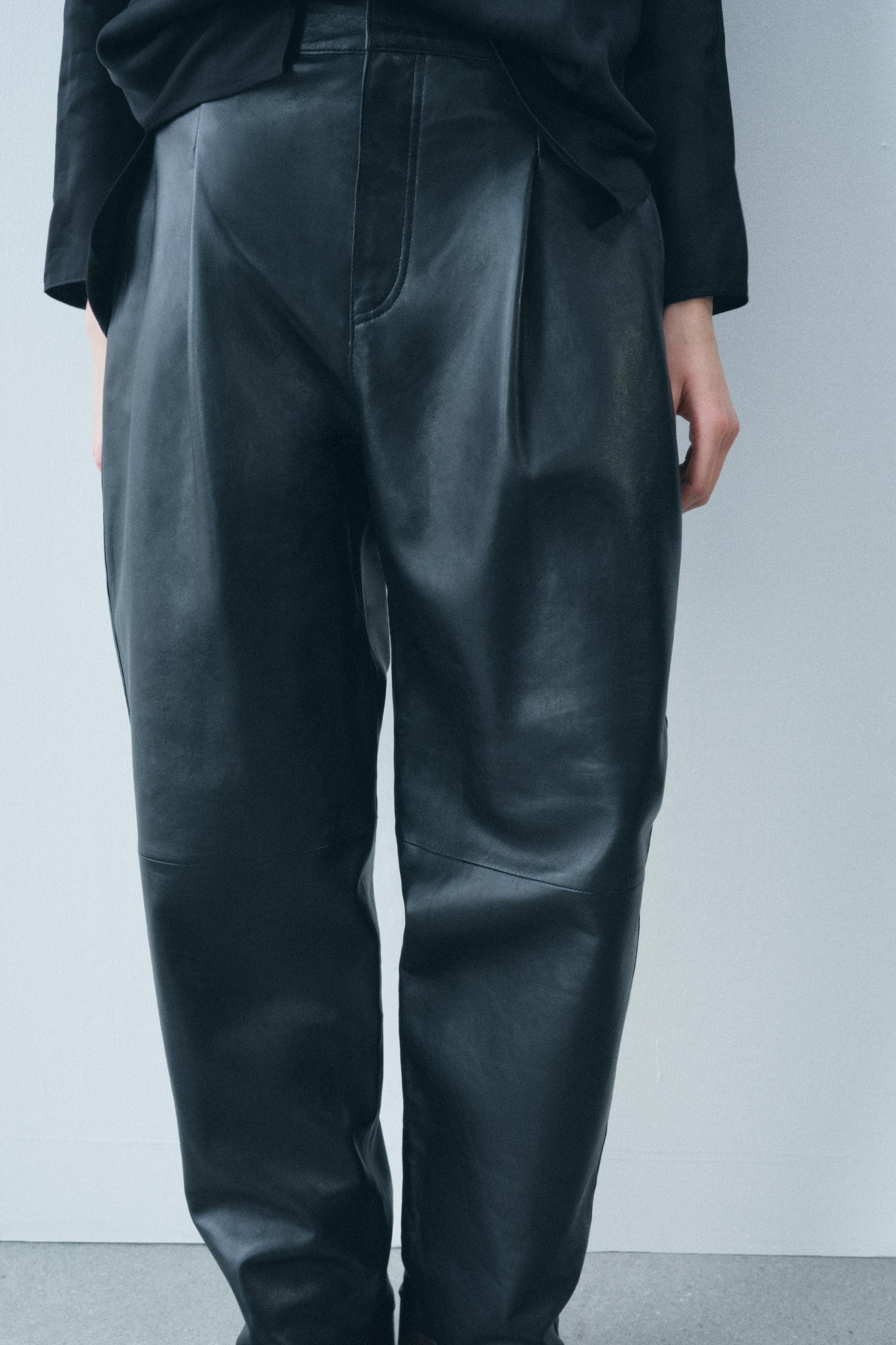 100% LEATHER BALLOON PANTS ZW COLLECTION Product Image