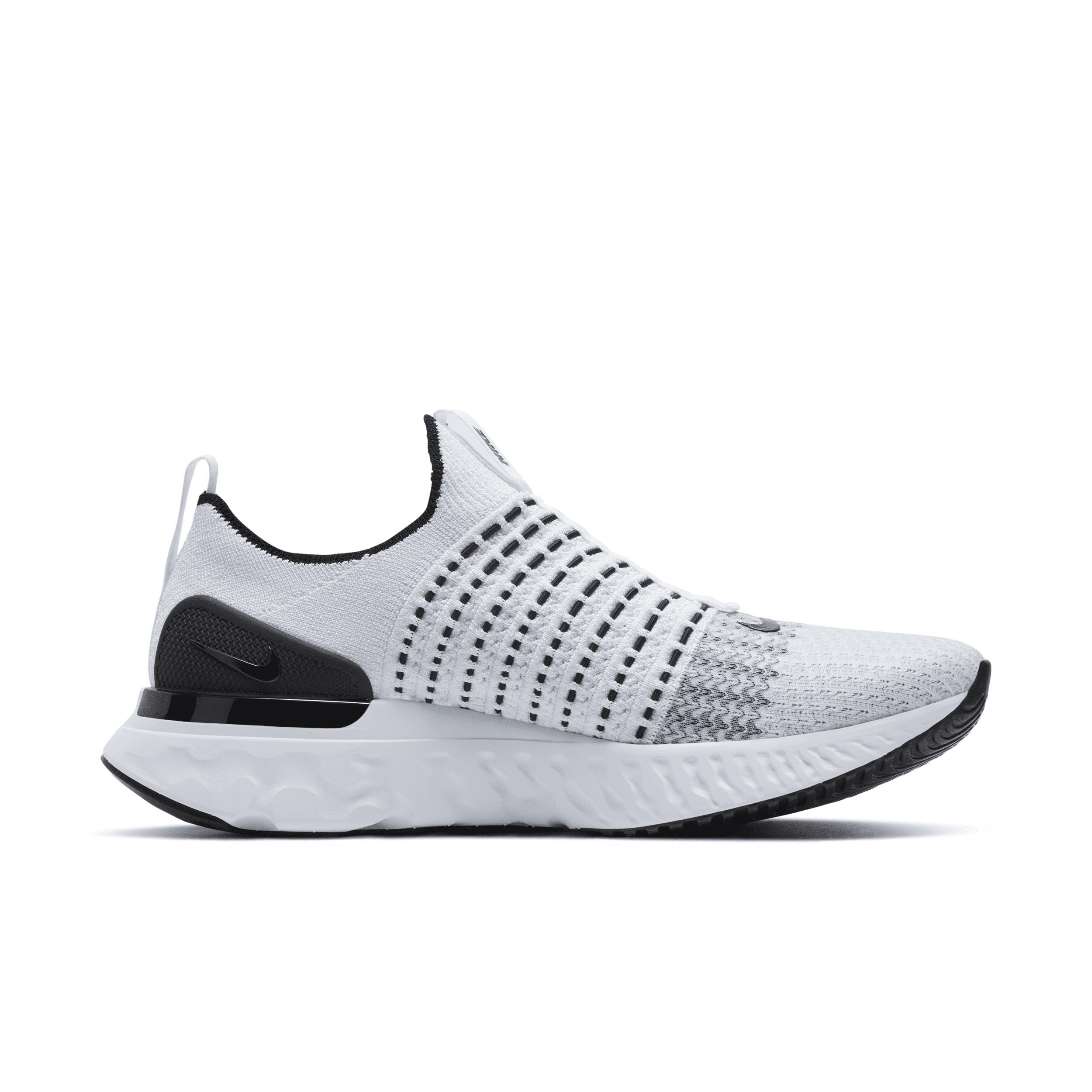 Nike Men's React Phantom Run Flyknit 2 Road Running Shoes Product Image