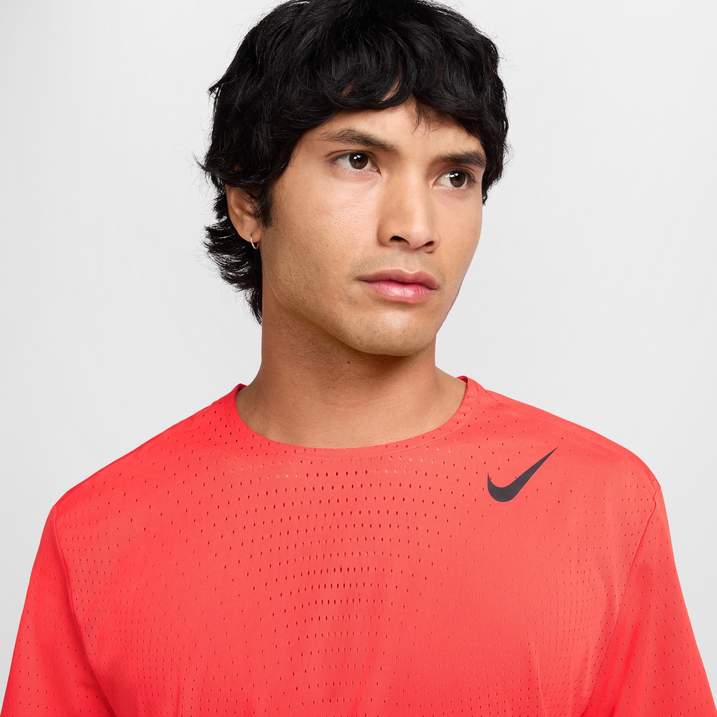 Nike Men's AeroSwift Dri-FIT ADV Short-Sleeve Running Top Product Image