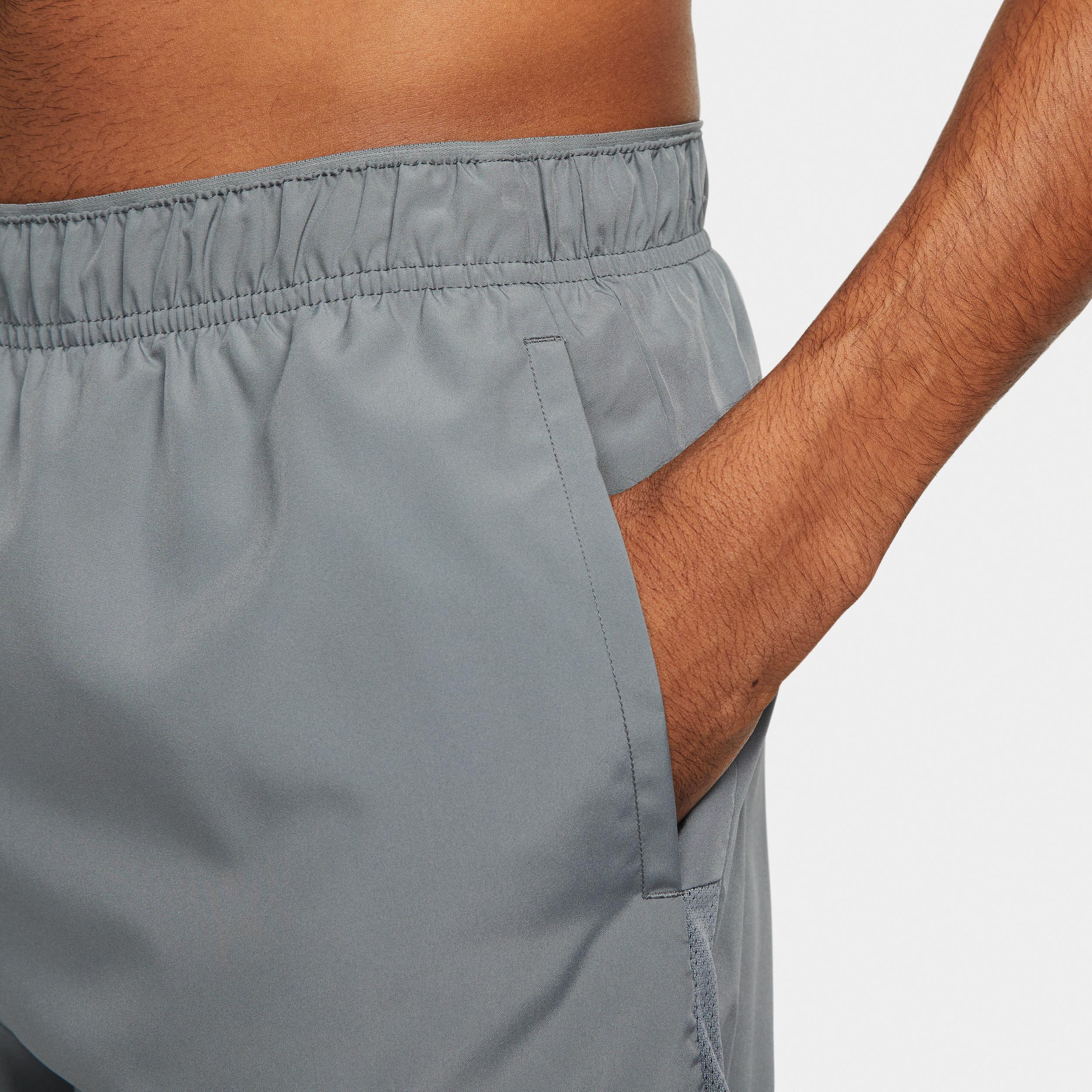 Nike Dri-FIT Challenger 5-Inch Brief Lined Shorts Product Image