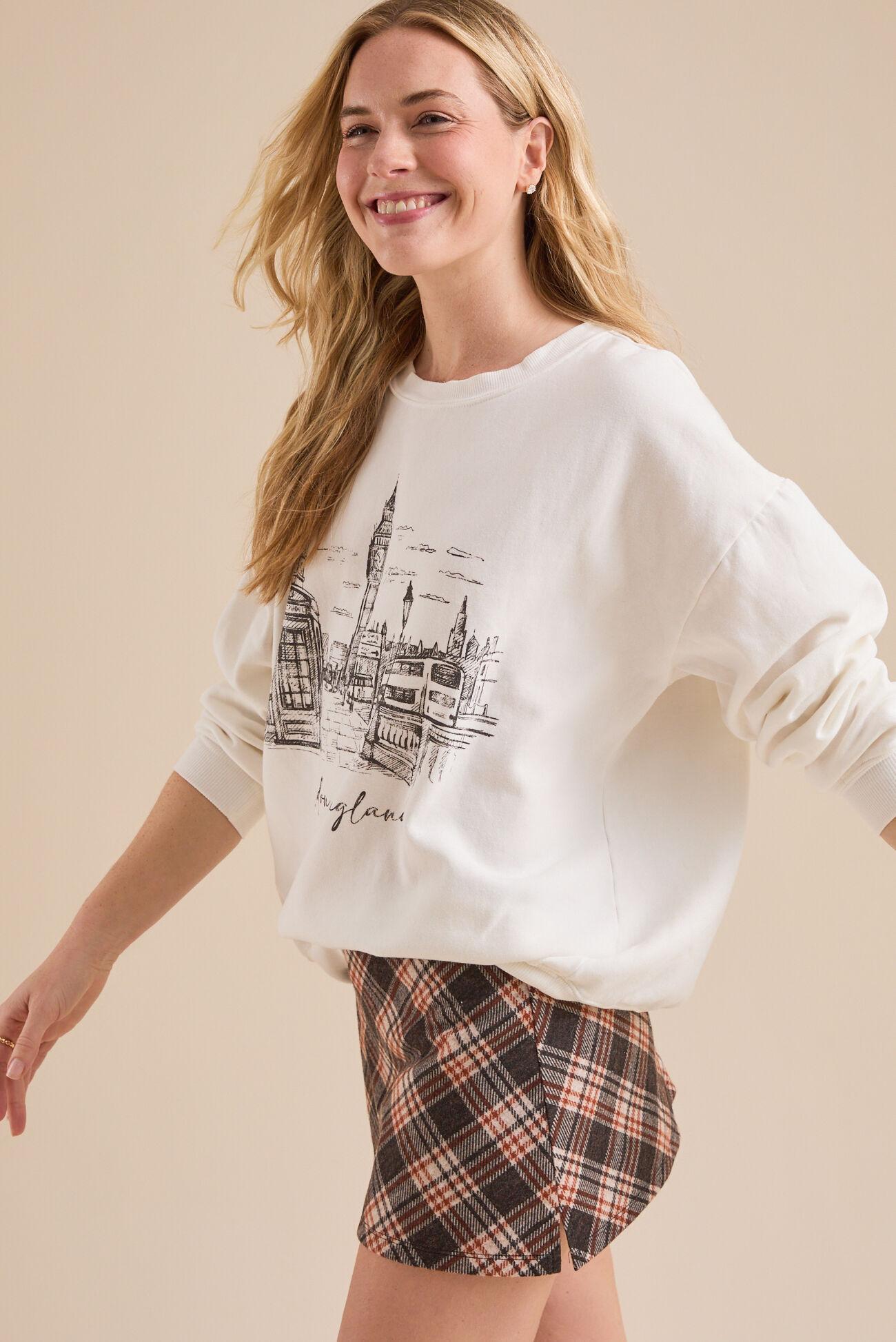 London Scene Pullover Product Image