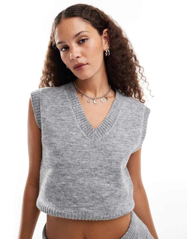 Emory Park v-neck knit vest in heather gray - part of a set Product Image