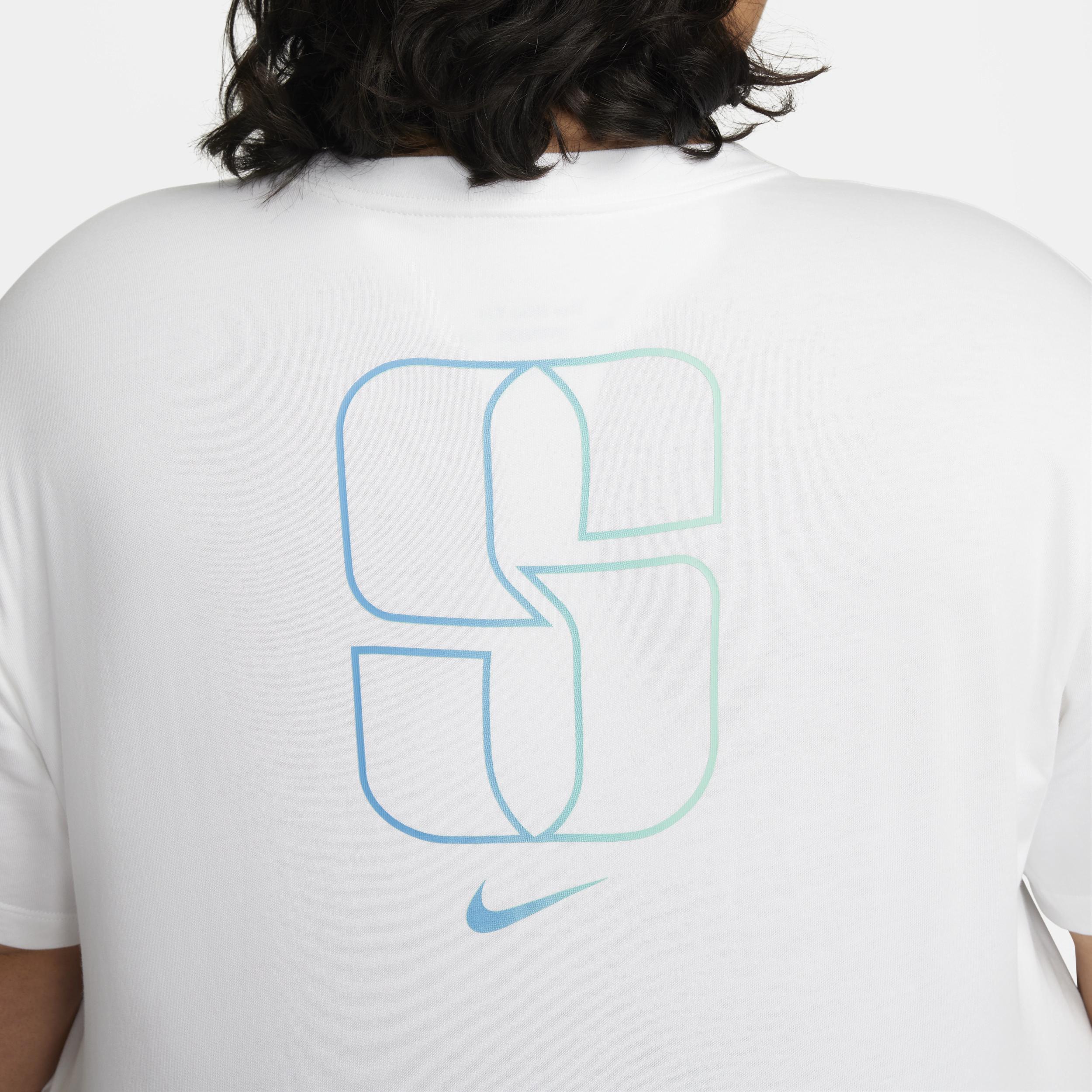 Nike Women's Sabrina Boxy Basketball Tee (Plus Size) Product Image