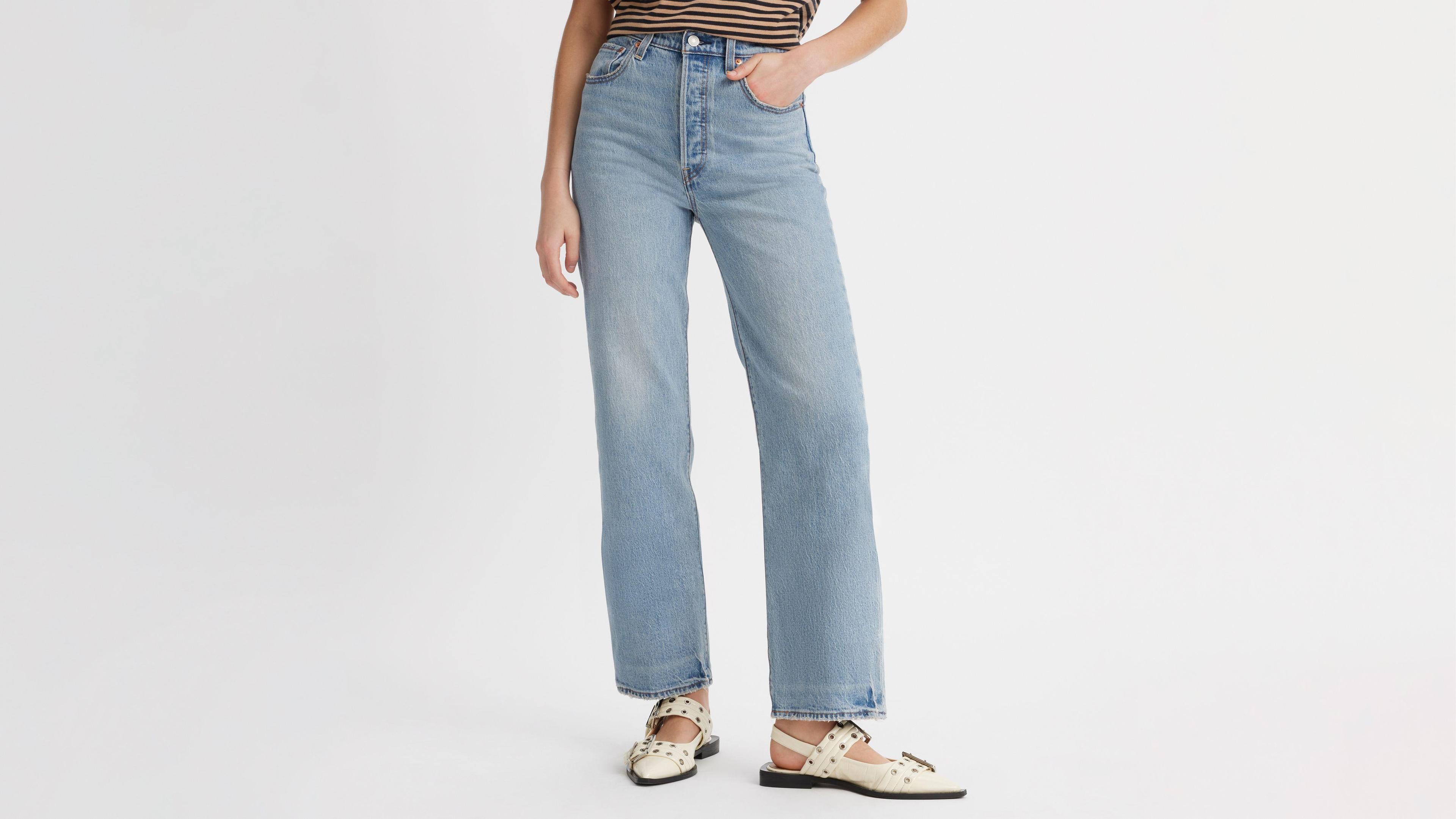 Levi's Straight Ankle Women's Jeans Product Image