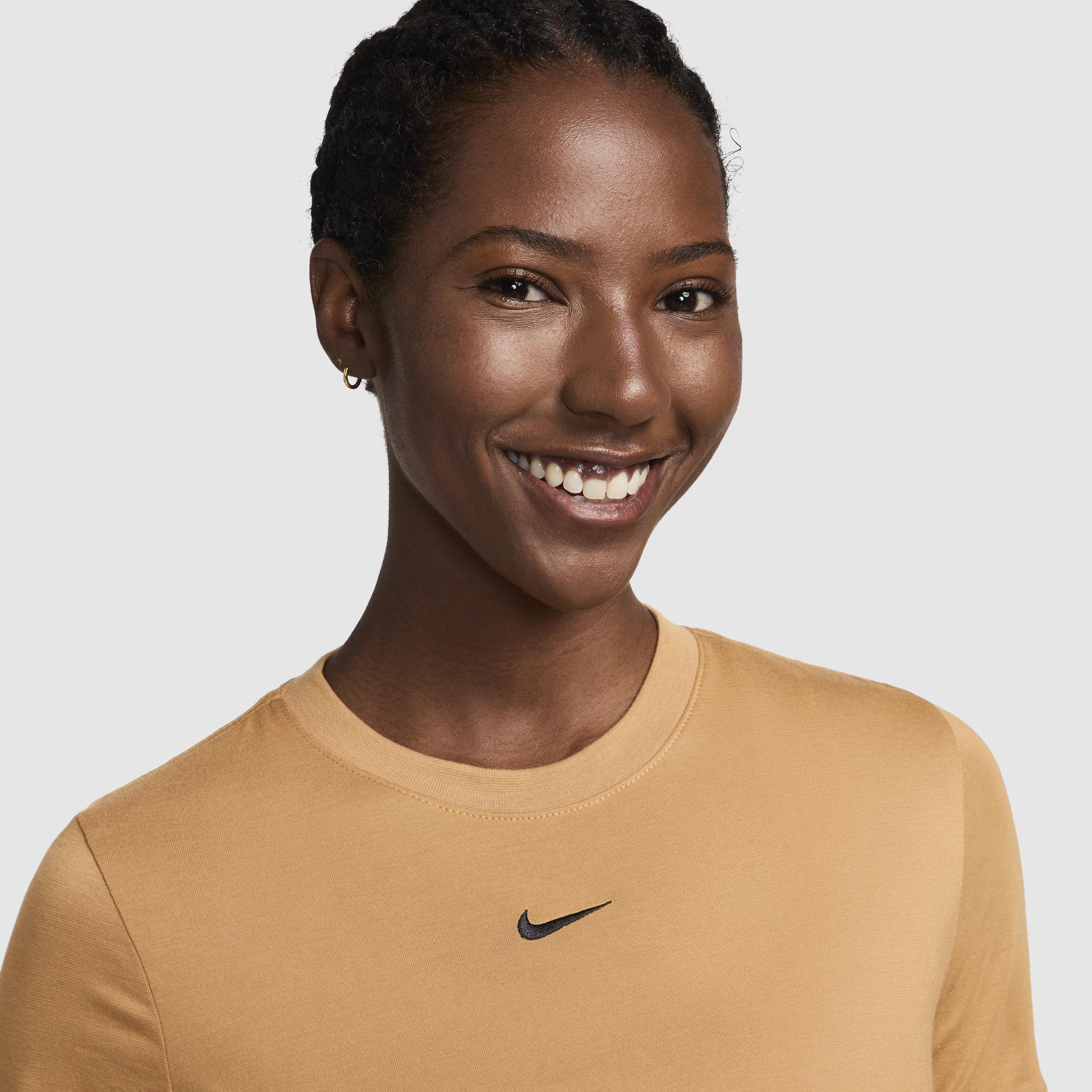 Womens Nike Sportswear Essential Slim Cropped T-Shirt Product Image