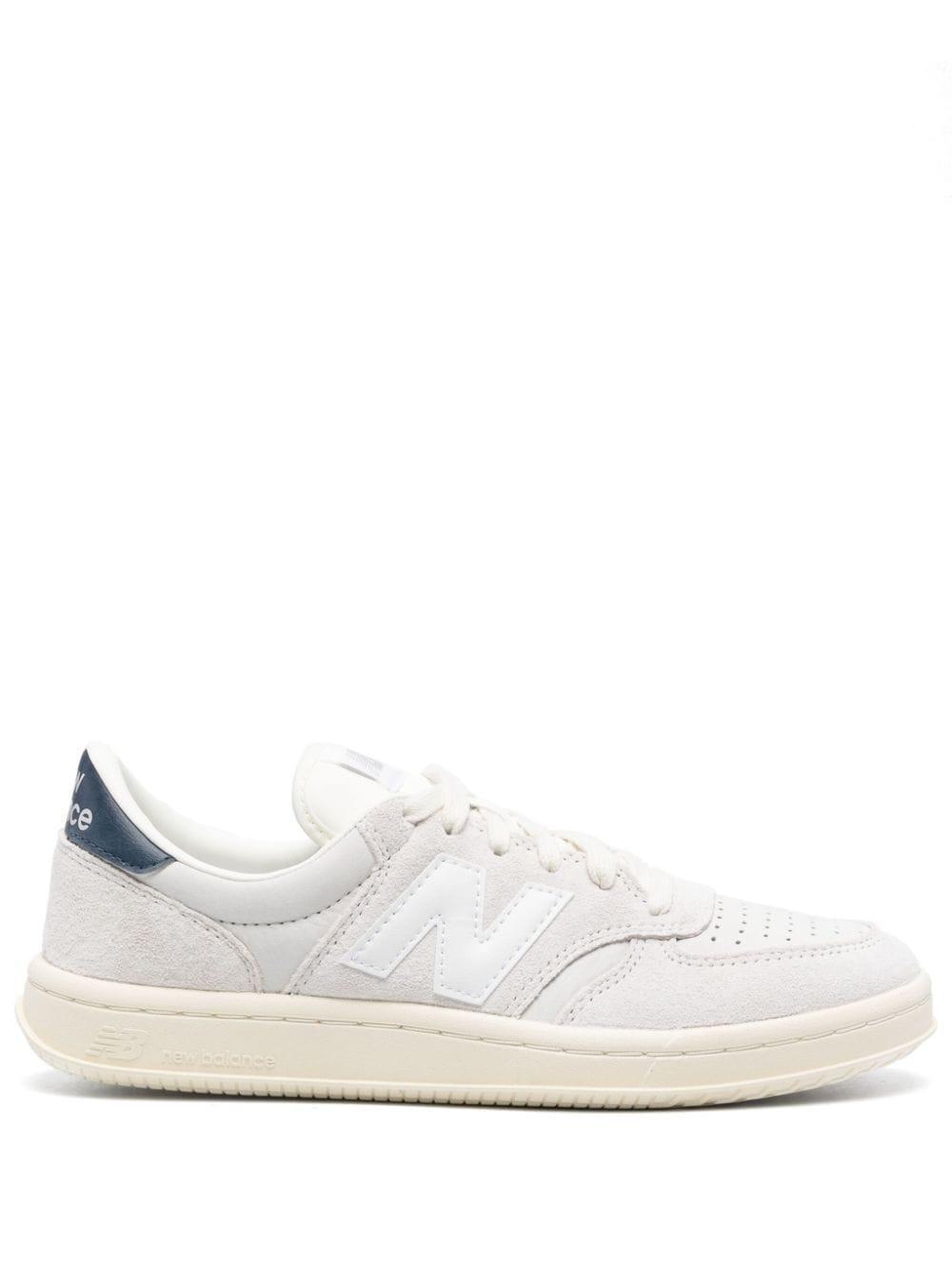 NEW BALANCE Sneakers In White Product Image