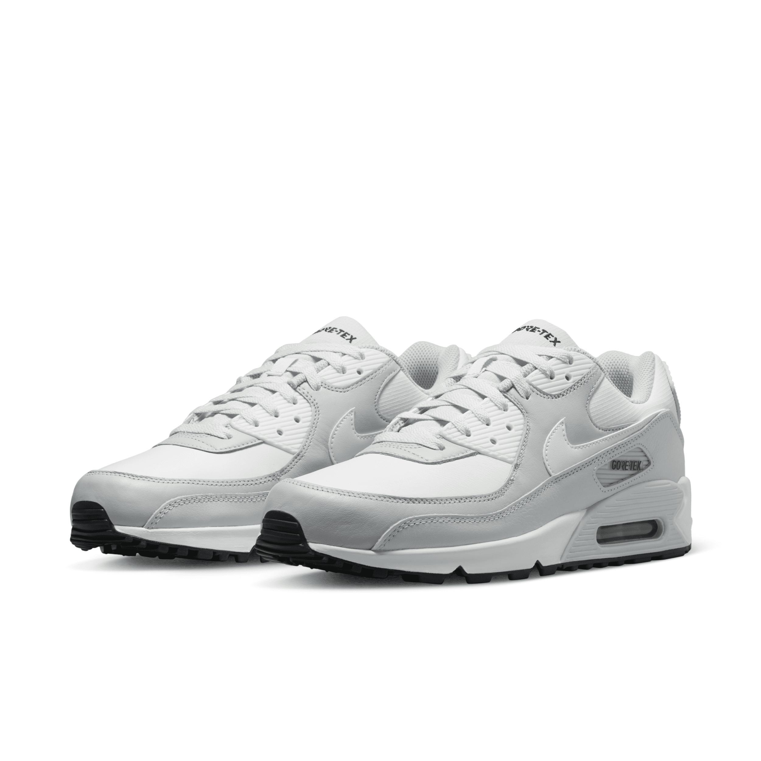 Nike Mens Air Max 90 GORE-TEX Shoes Product Image