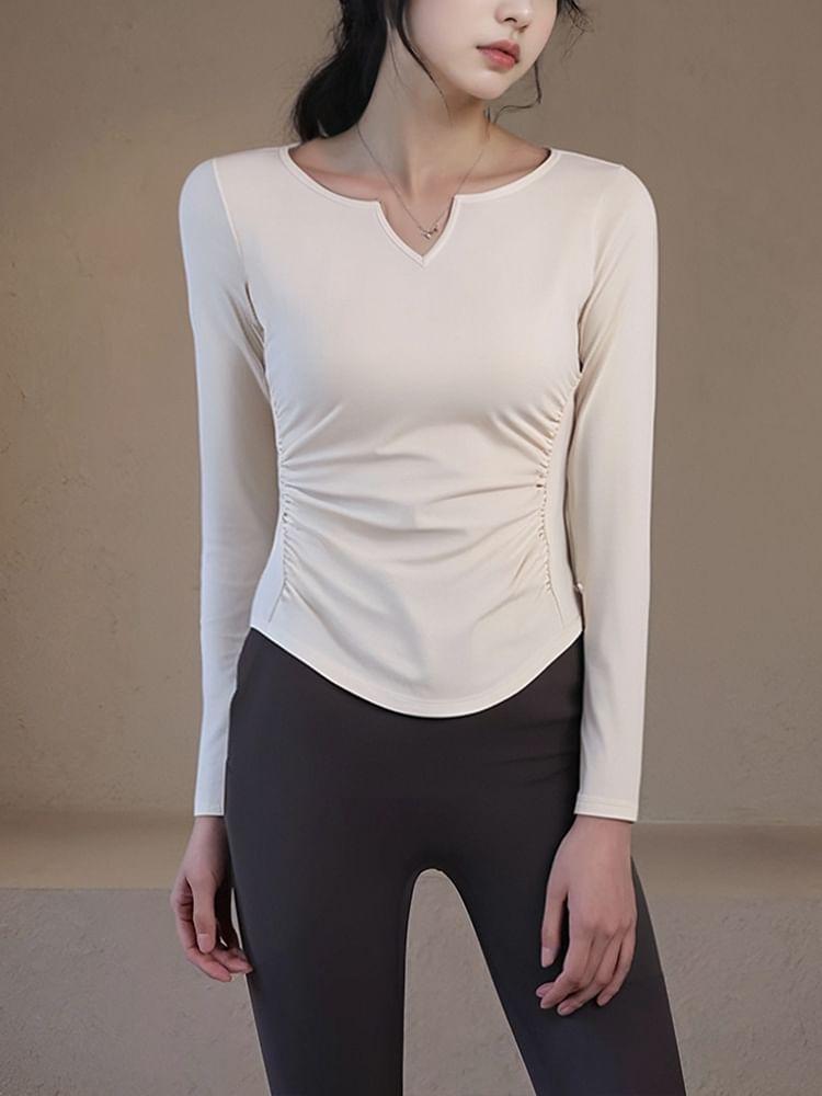 Long-Sleeve Notch Neck Plain Slim Fit Sports T-Shirt Product Image