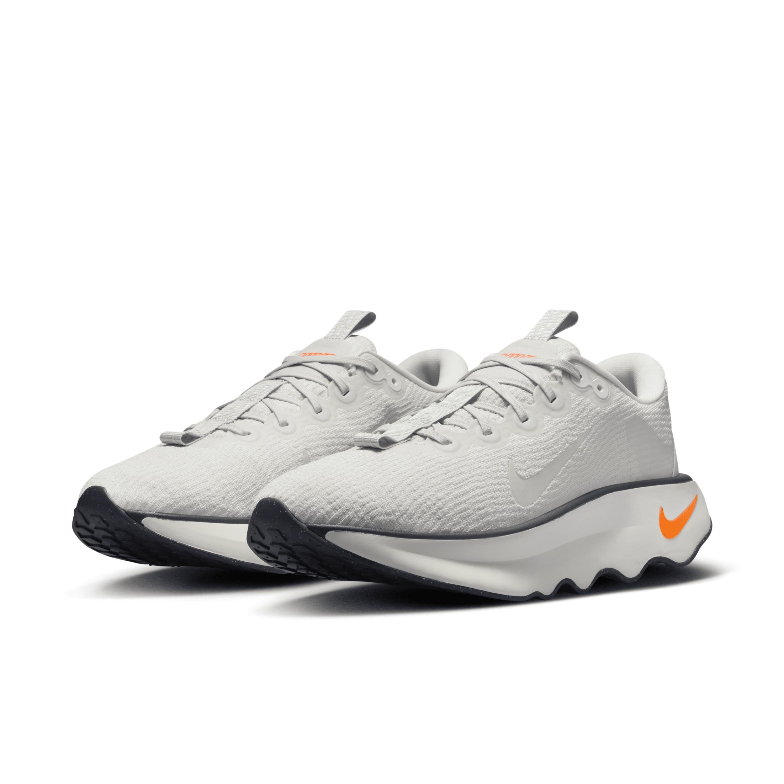 Nike Mens Motiva Walking Shoes Product Image