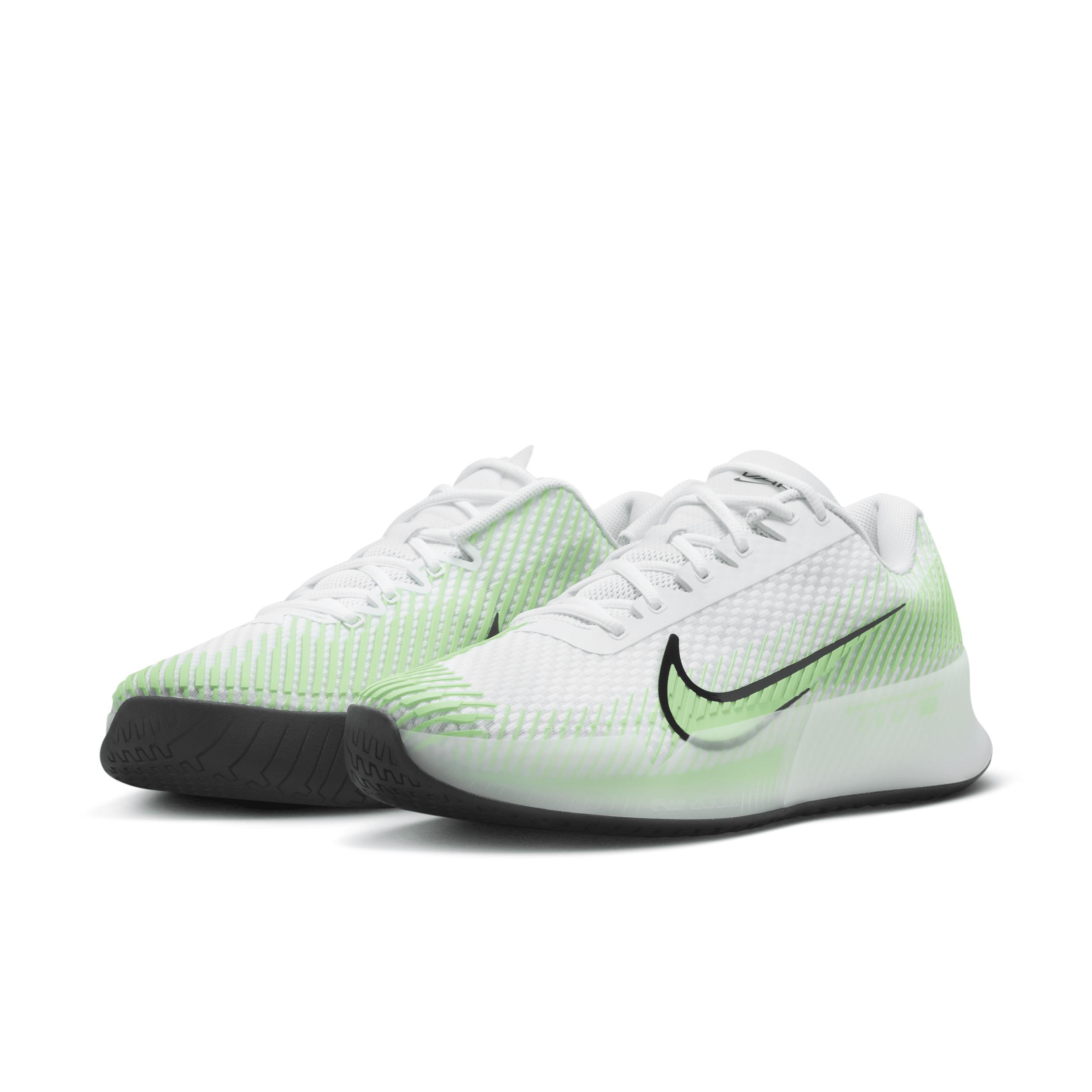 Nike Men's Court Air Zoom Vapor 11 Hard Court Tennis Shoes Product Image