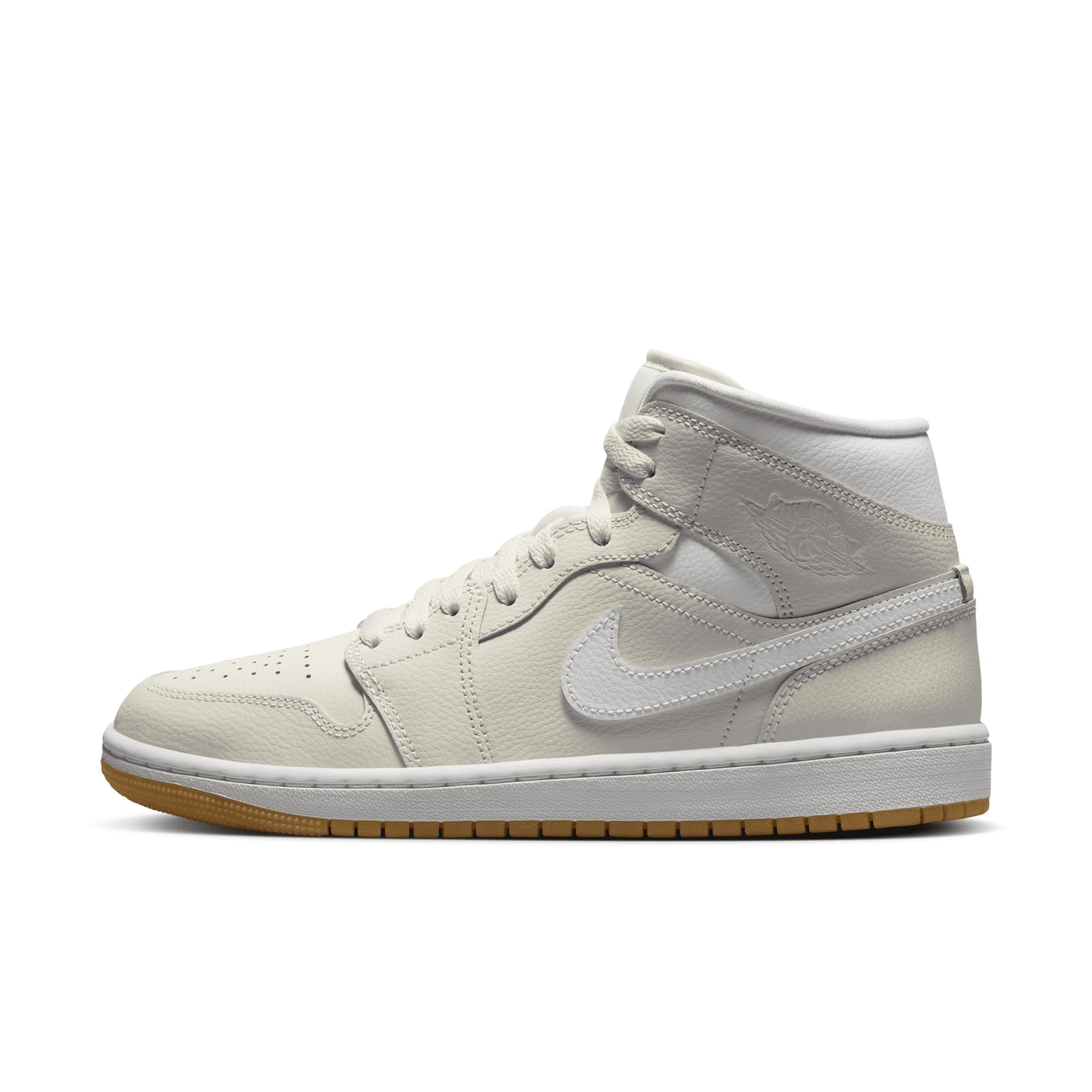 Women's Air Jordan 1 Mid Shoes Product Image