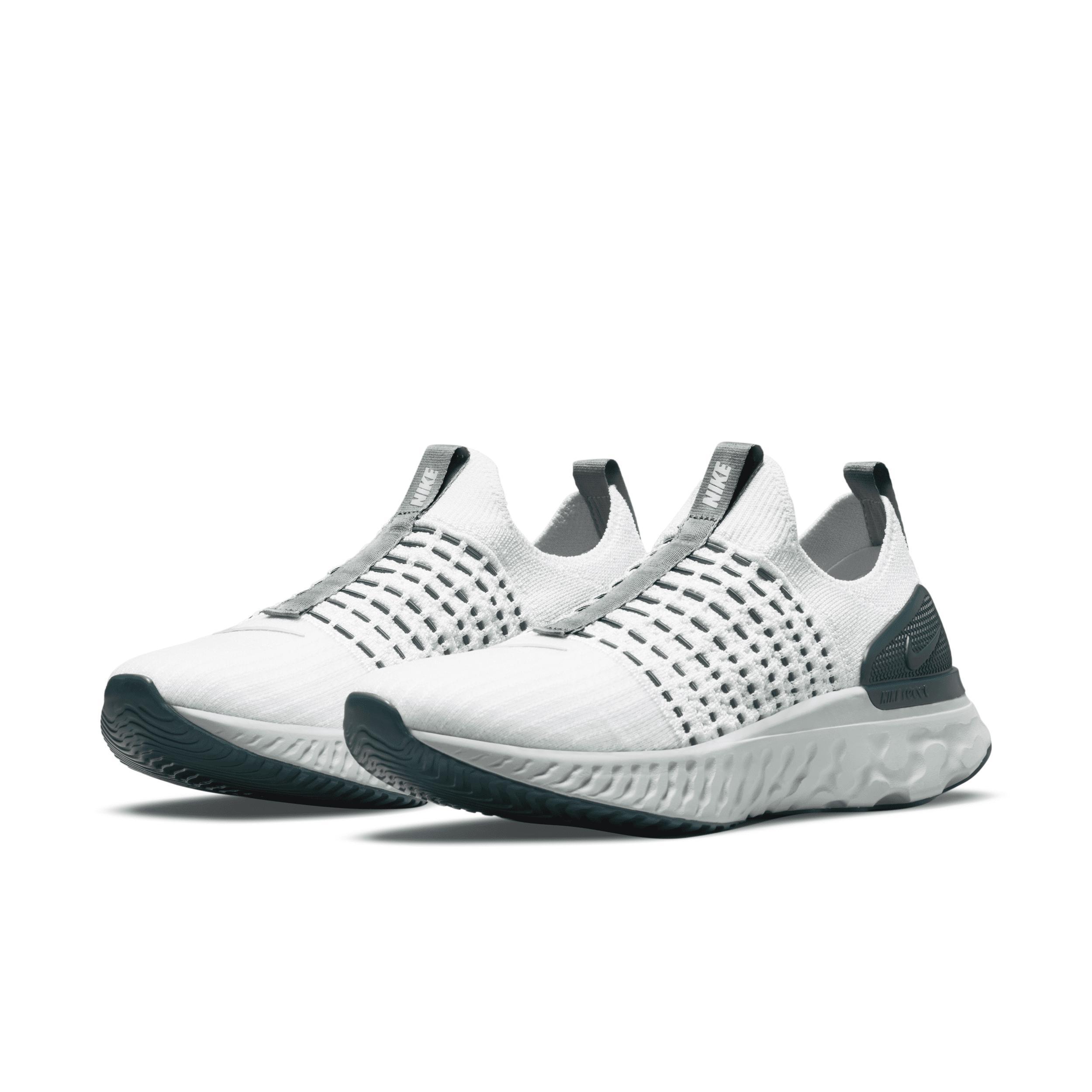 Nike Women's React Phantom Run Flyknit 2 Road Running Shoes Product Image