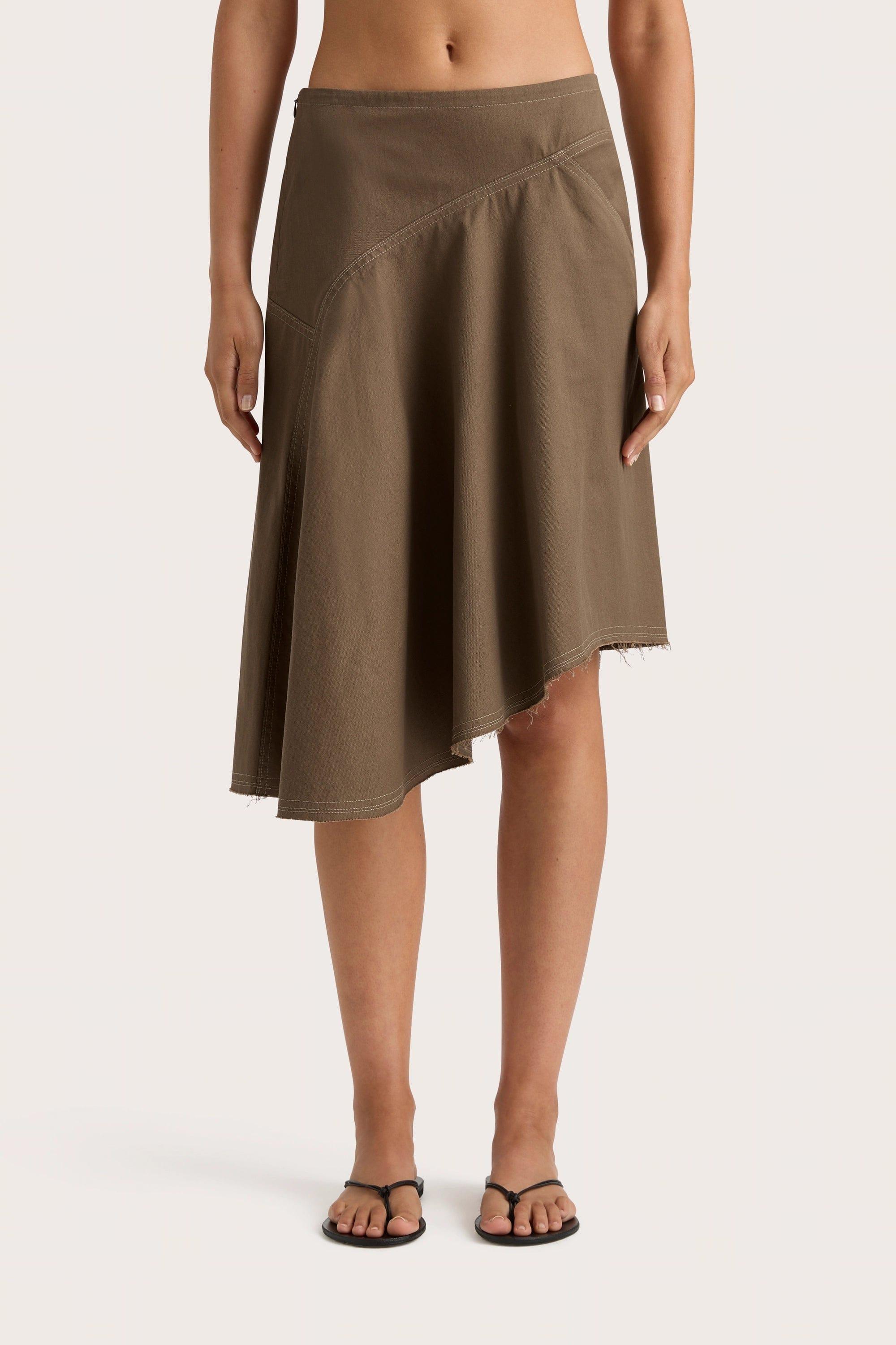 Calais Skirt Walnut Product Image