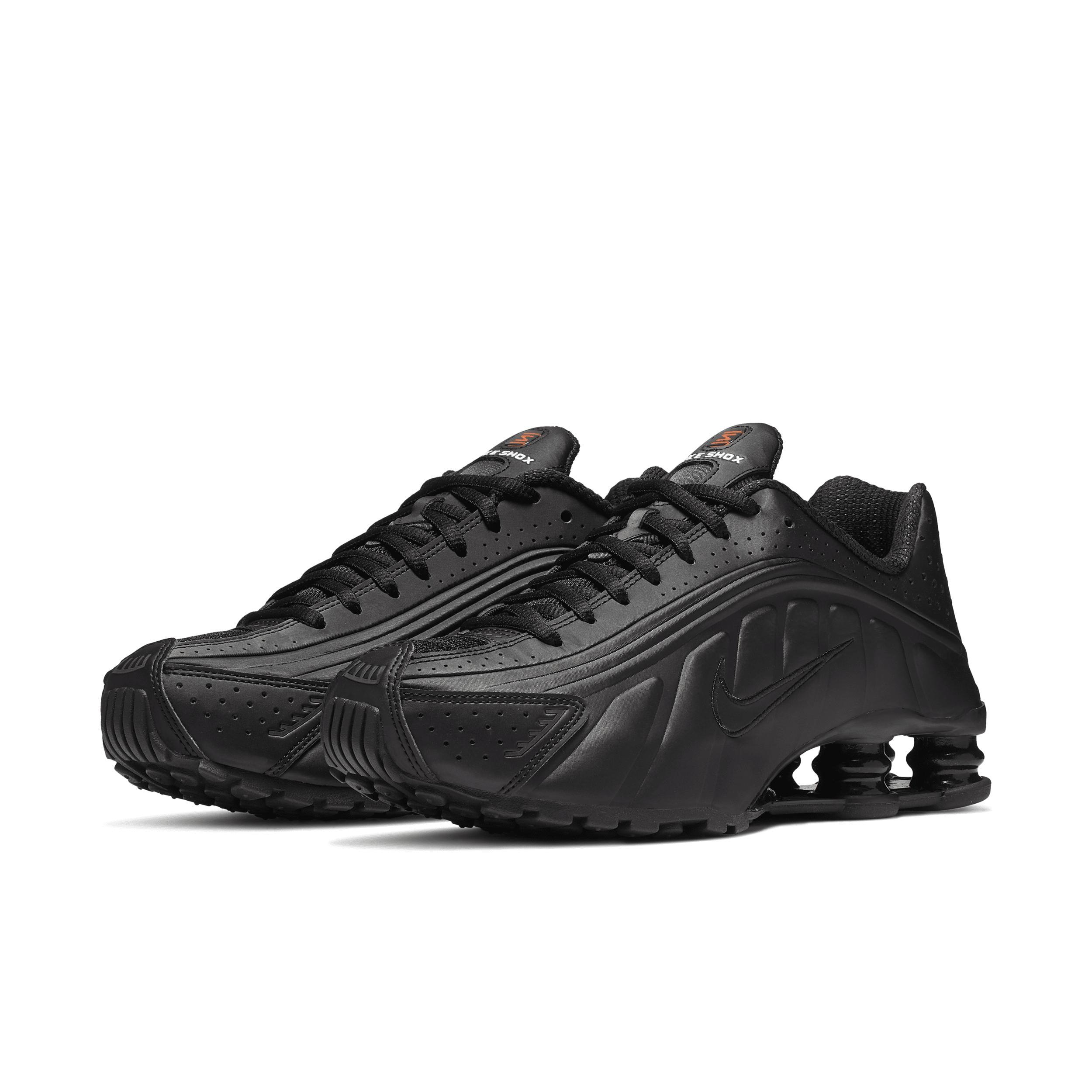 Nike Women's Shox R4 Shoes Product Image