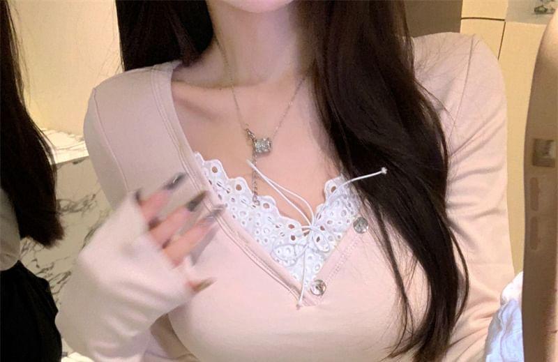 Long-Sleeve V-Neck Lace Panel Button Accent Slim Fit Crop Tee Product Image