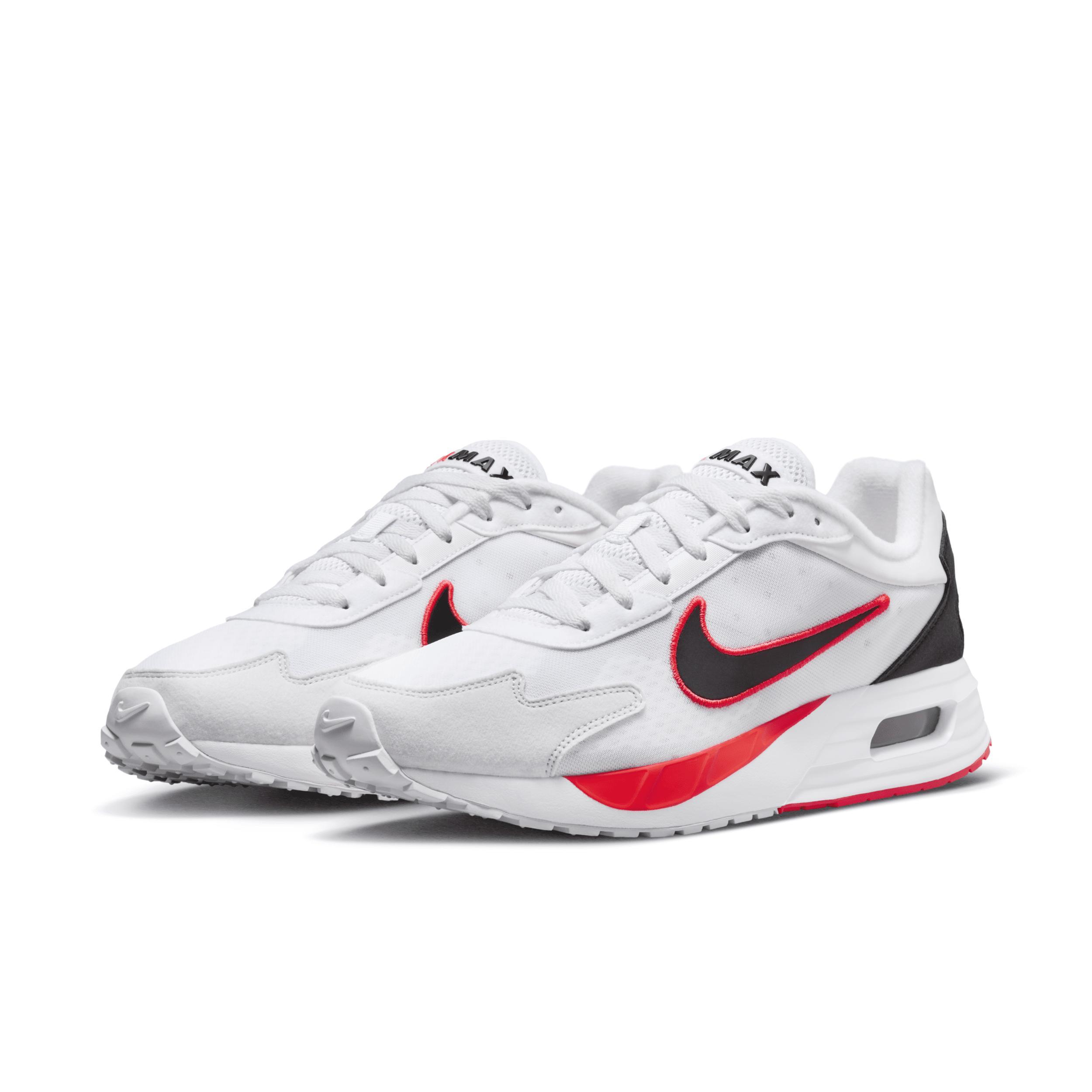 Nike Men's Air Max Solo Shoes Product Image