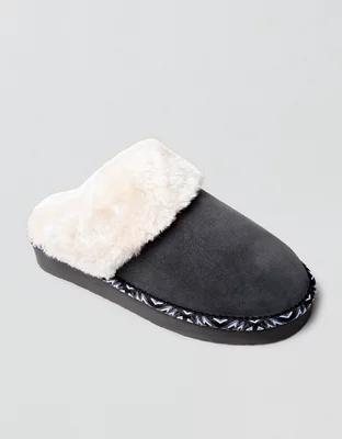 Minnetonka Cerise Slipper Product Image