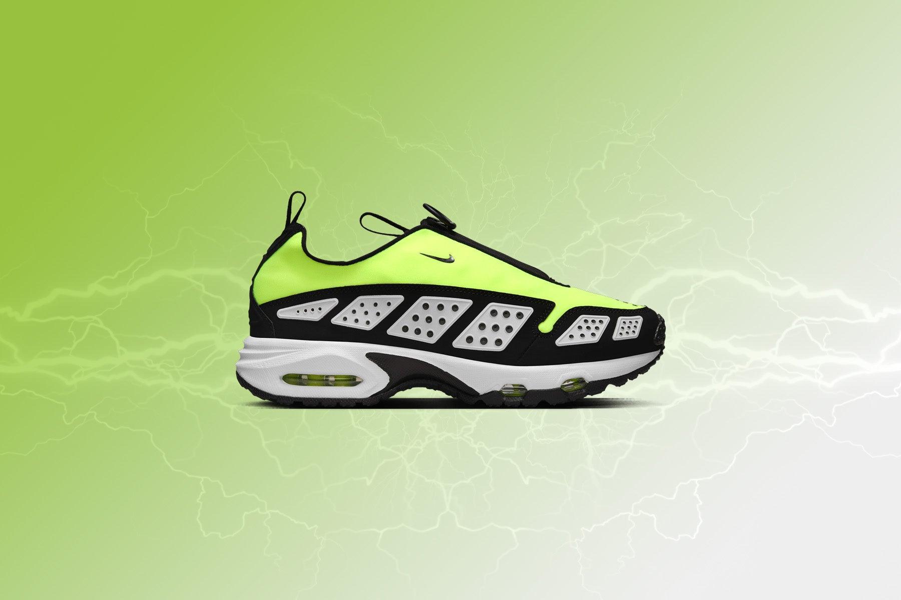 Women's Air Max Sunder - Volt/White/Black Female Product Image