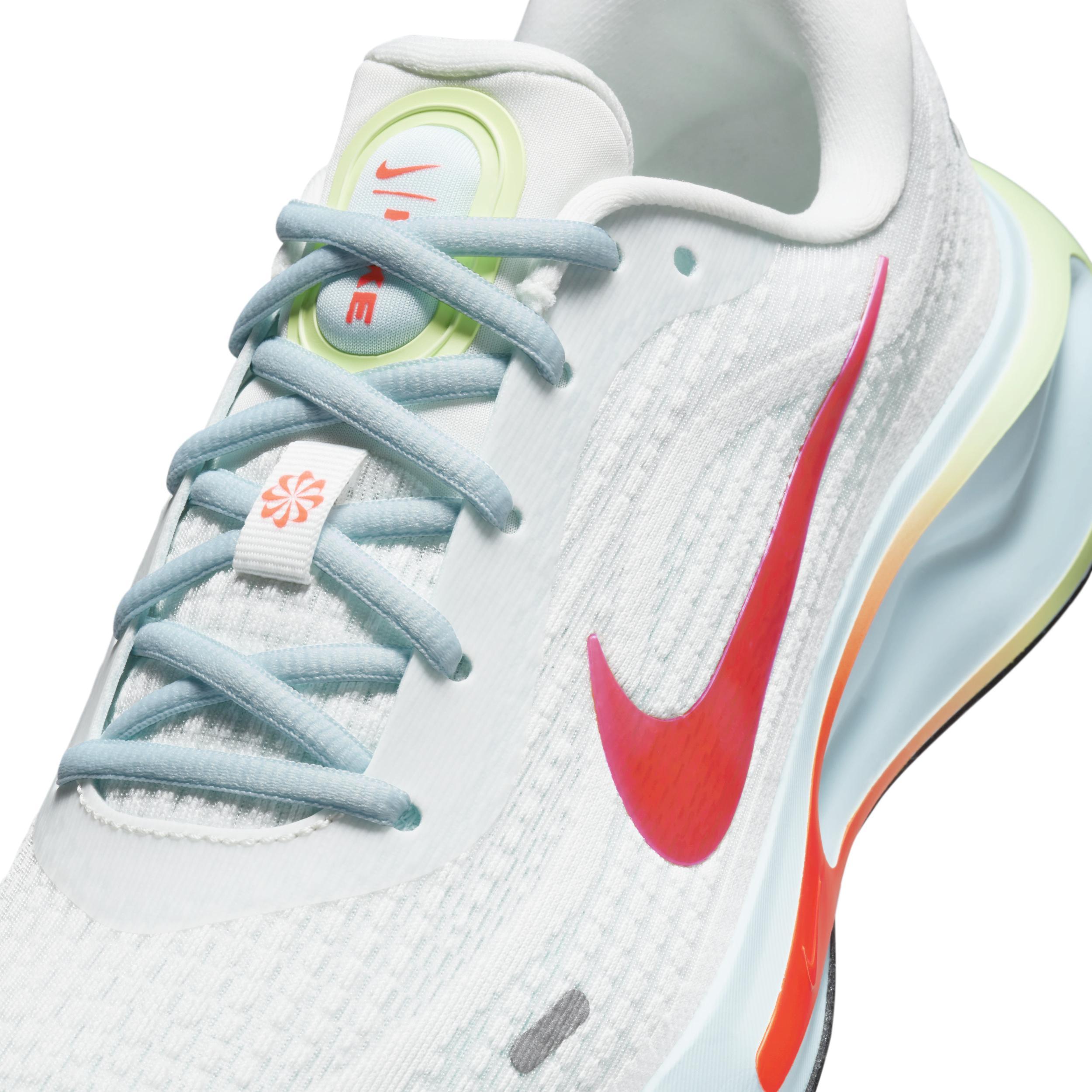 Nike Women's Journey Run Road Running Shoes Product Image