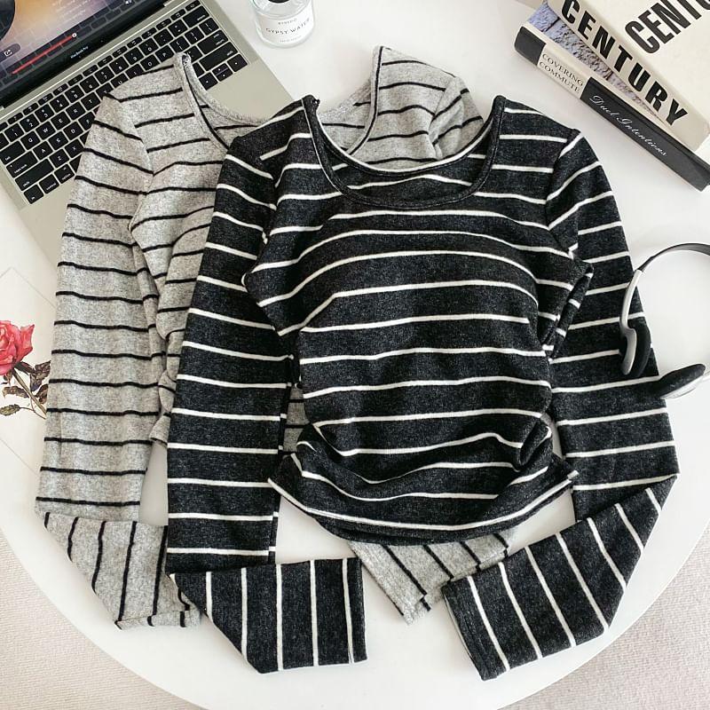 Long Sleeve Round Neck Striped Cropped T-Shirt Product Image