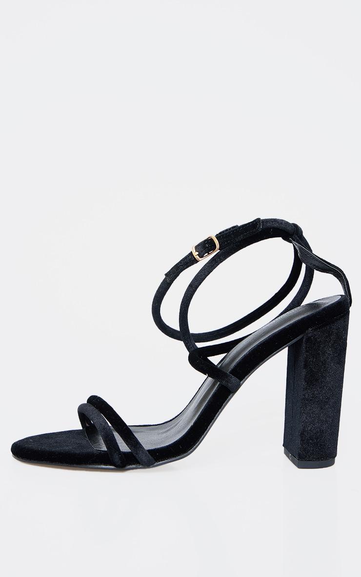 Black Wide Fit Velvet Round Toe Strappy Block Heeled Sandals Product Image