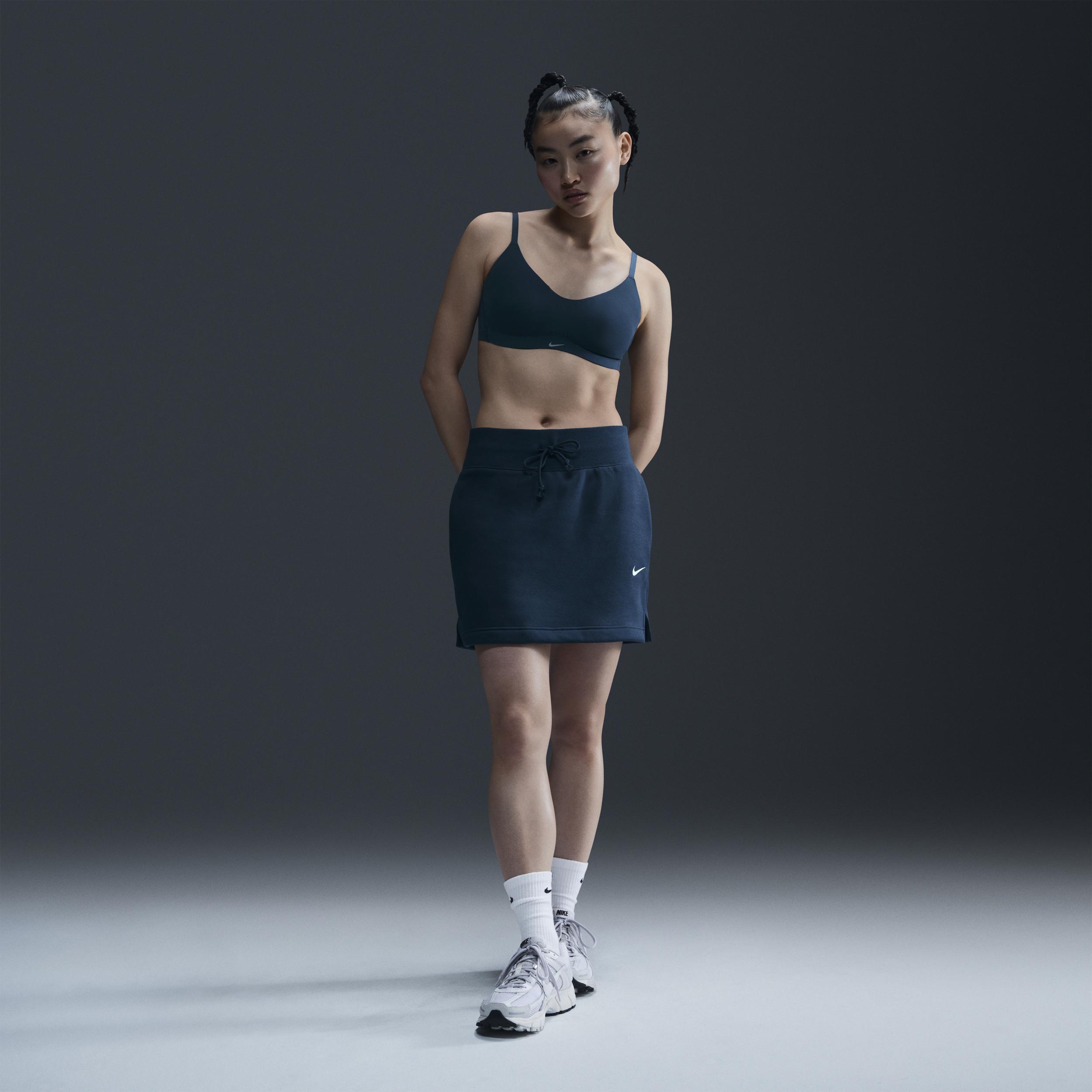 Nike Womens Alate Minimalist Light-Support Padded Convertible Sports Bra Product Image