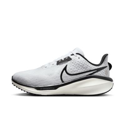 Nike Women's Vomero 17 Road Running Shoes (Extra Wide) Product Image