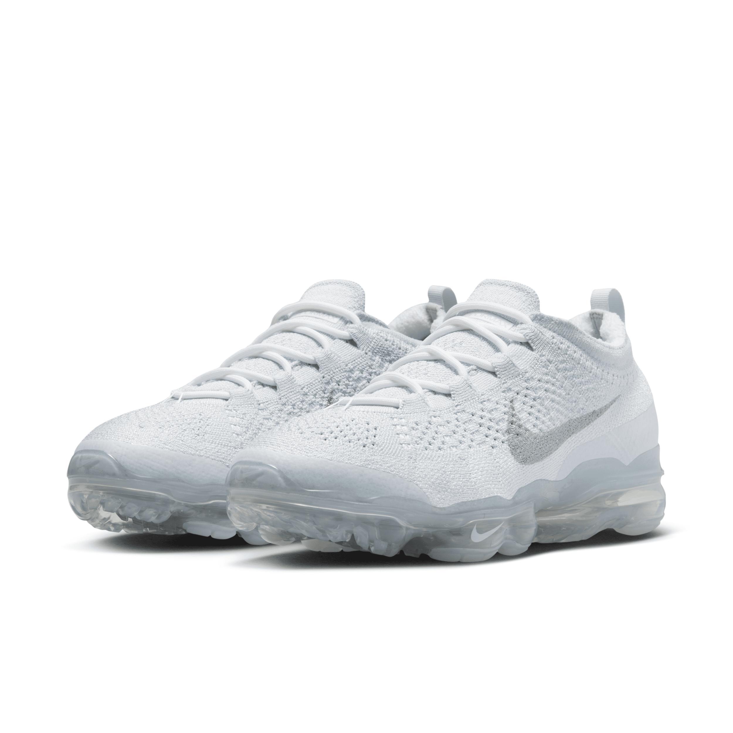 Nike Men's Air VaporMax 2023 Flyknit Shoes Product Image