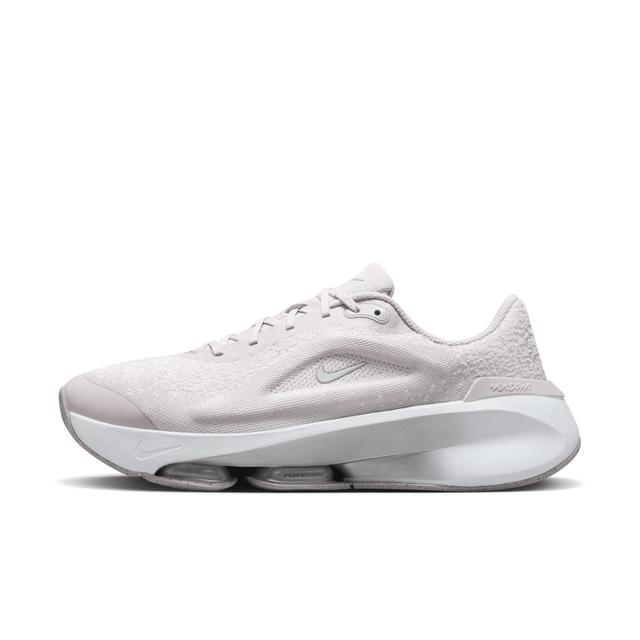 Nike Women's Versair Workout Shoes Product Image