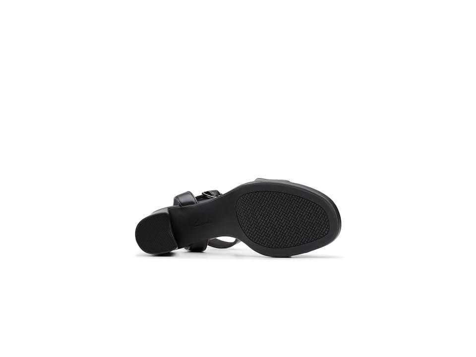 Clarks AmbyrLyn Bay Leather) Women's Sandals Product Image