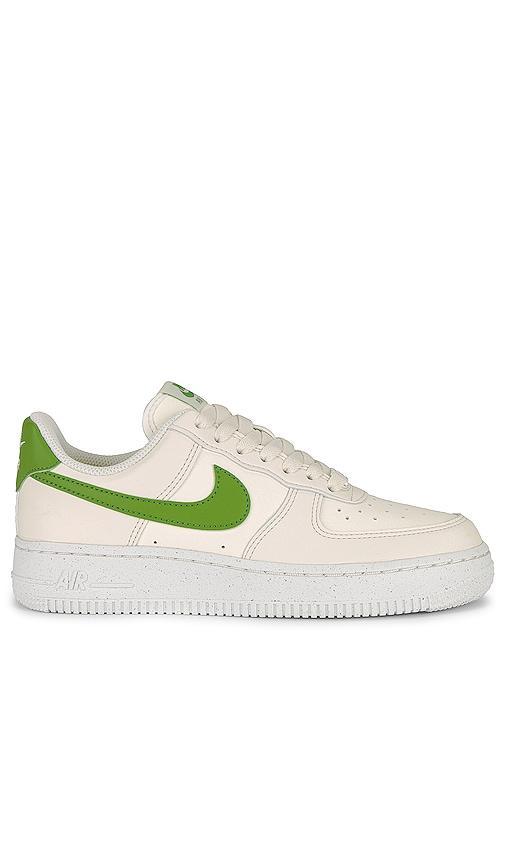 Nike Air Force 1 '07 SE Sneaker in Ivory. Product Image