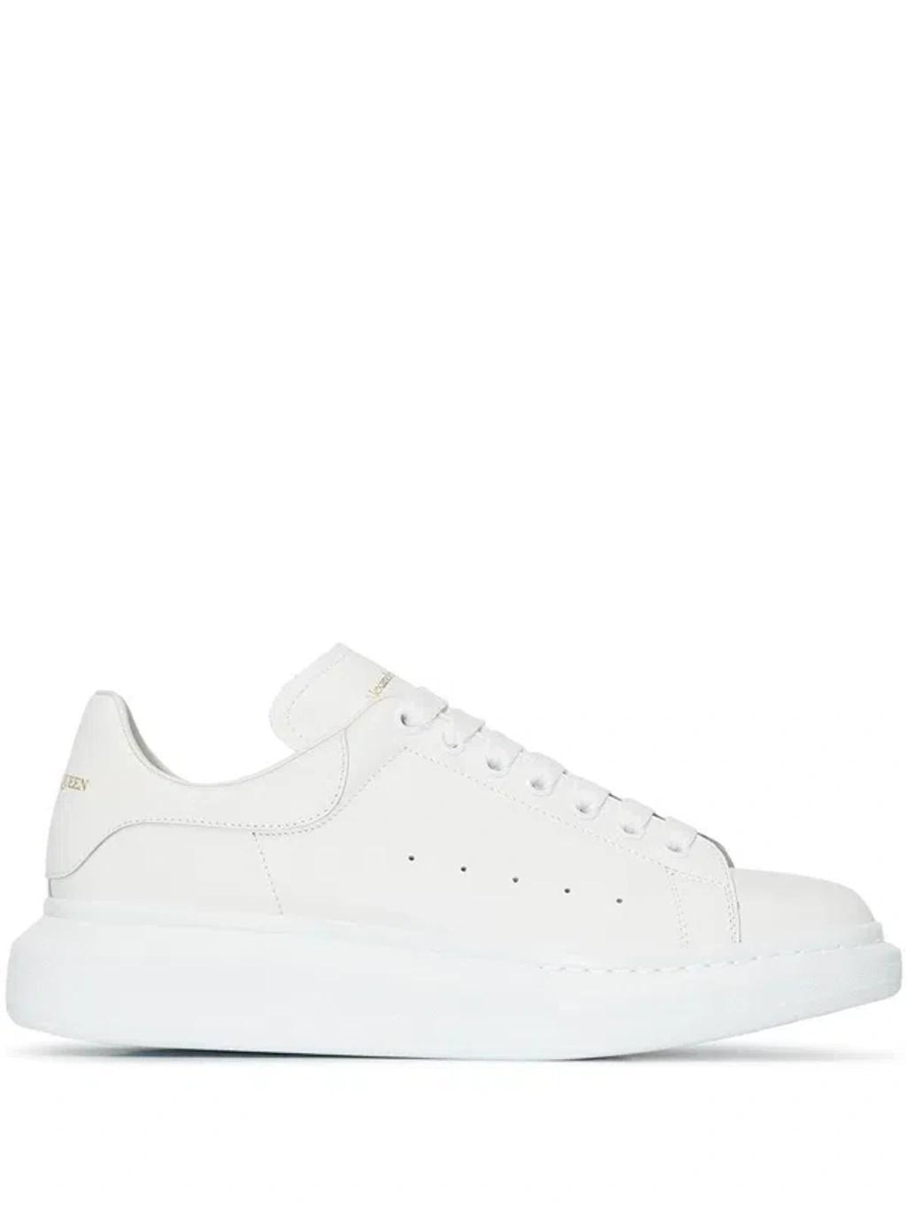 Men's Larry Platform Low Top Sneakers In White Product Image