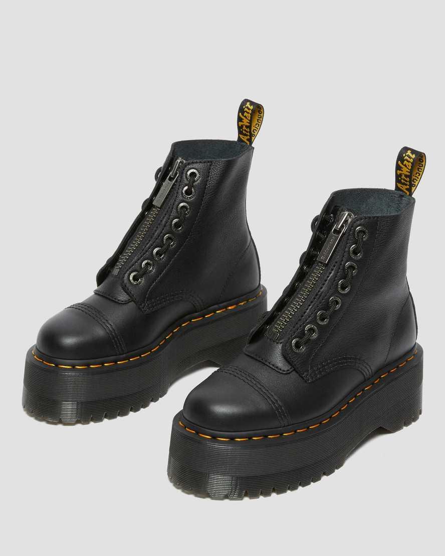 Dr. Martens Sinclair Max Pisa) Women's Shoes Product Image