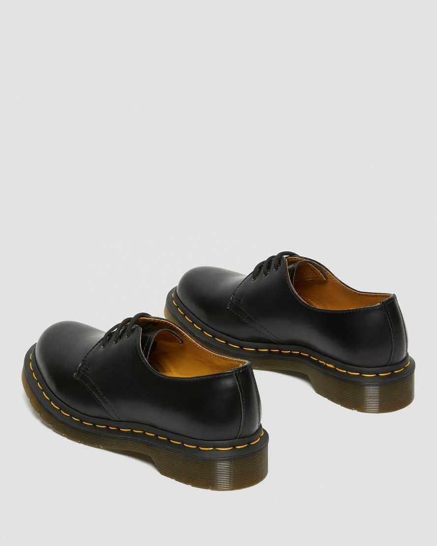 Dr. Martens Gender Inclusive 1461 Oxford Product Image