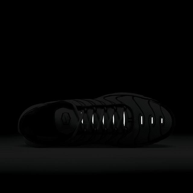 Nike Men's Air Max Plus Shoes Product Image