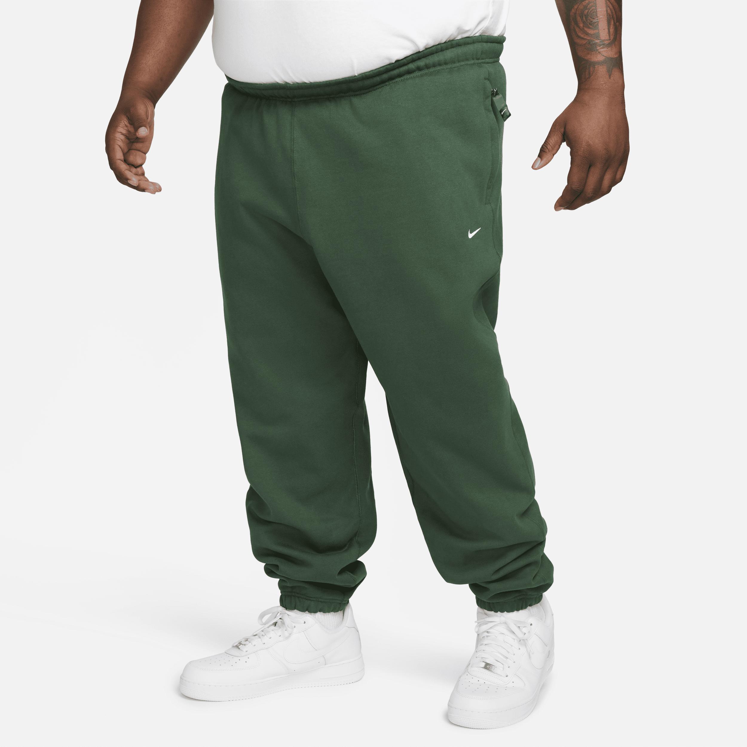 Nike Solo Swoosh Fleece Sweatpants Product Image