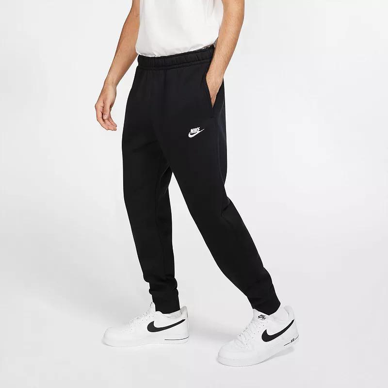 Nike Club Fleece cuffed sweatpants in black - BLACK Product Image