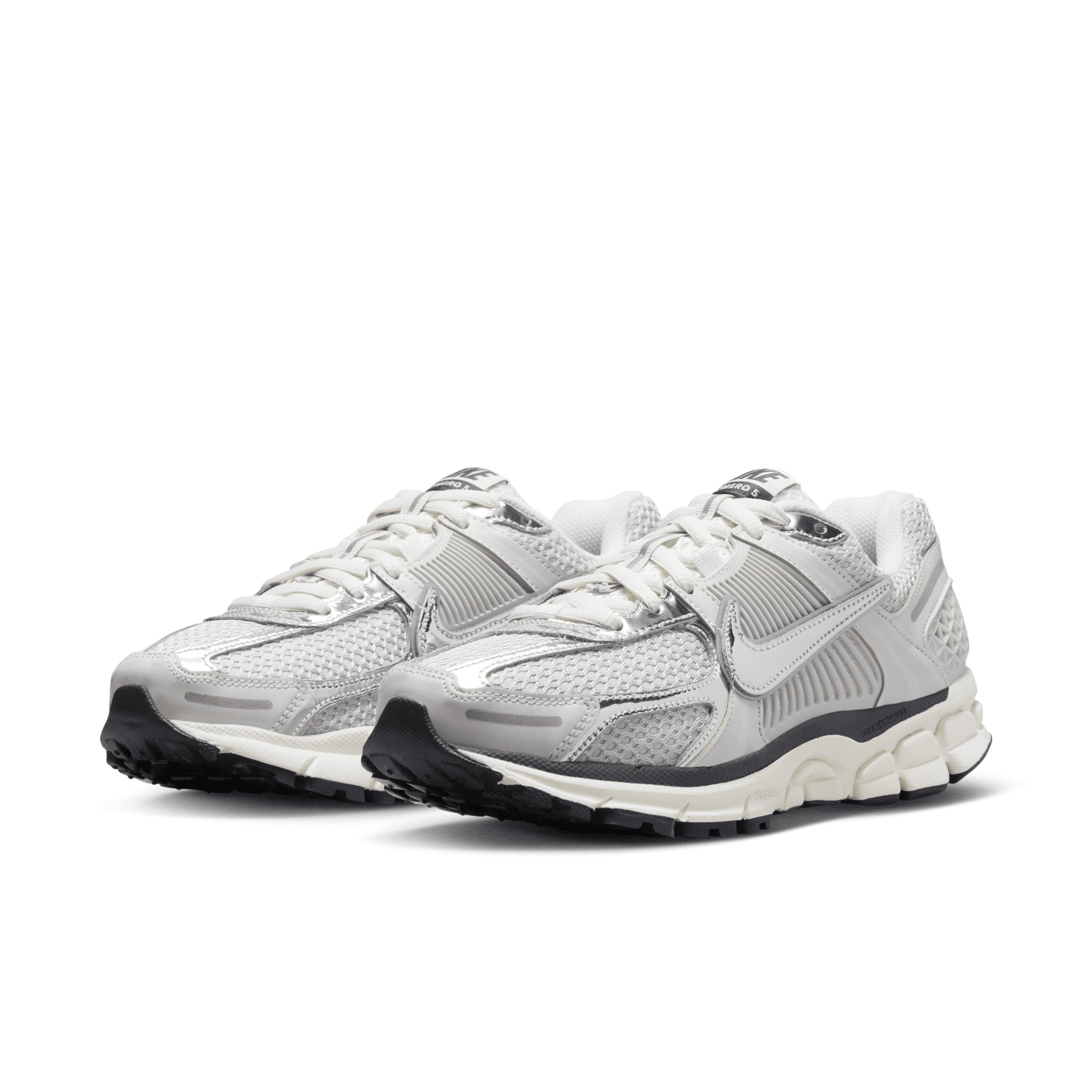 Nike Womens Zoom Vomero 5 Shoes Product Image