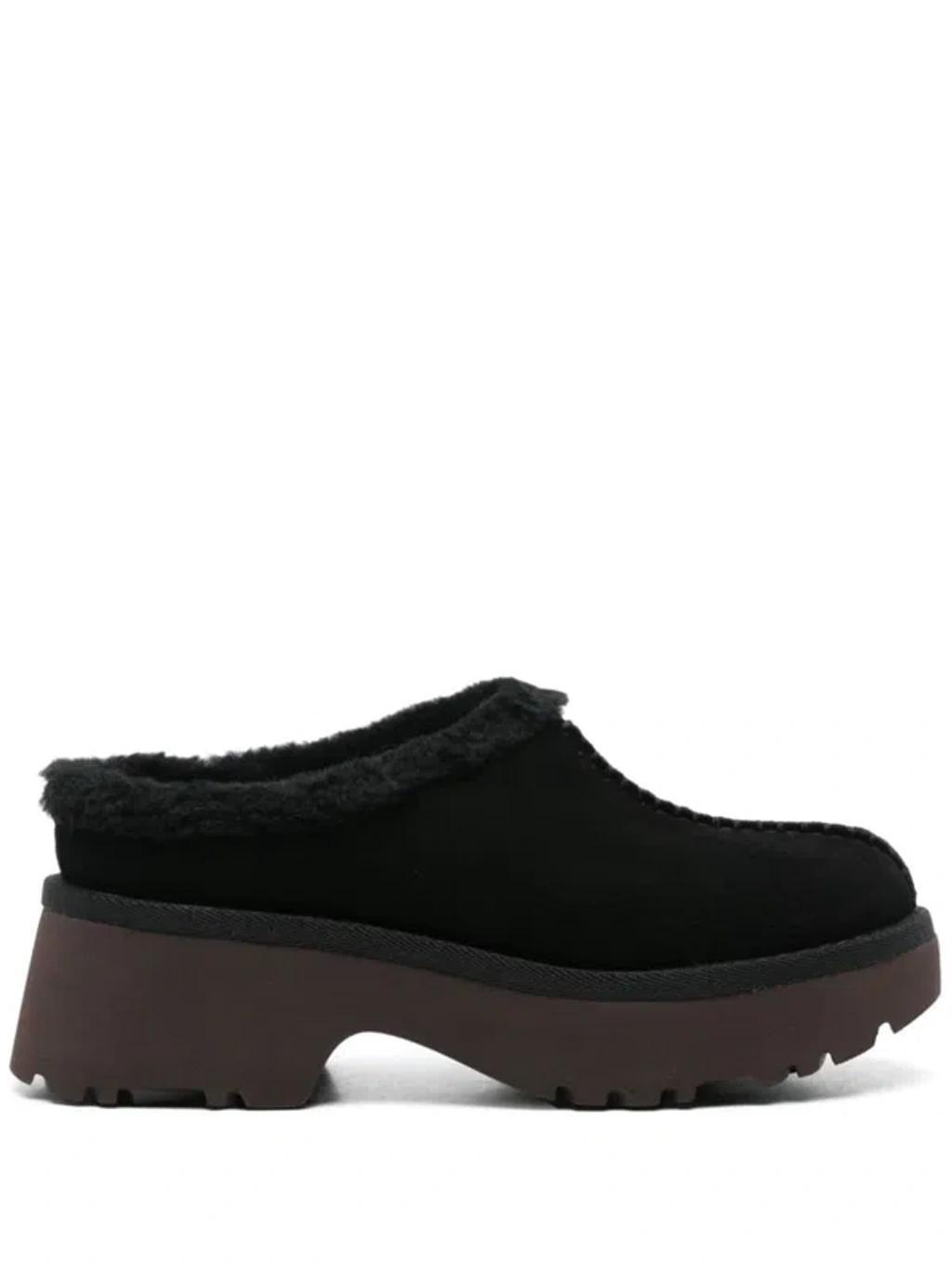 New Heights Cozy Clog In Black Product Image